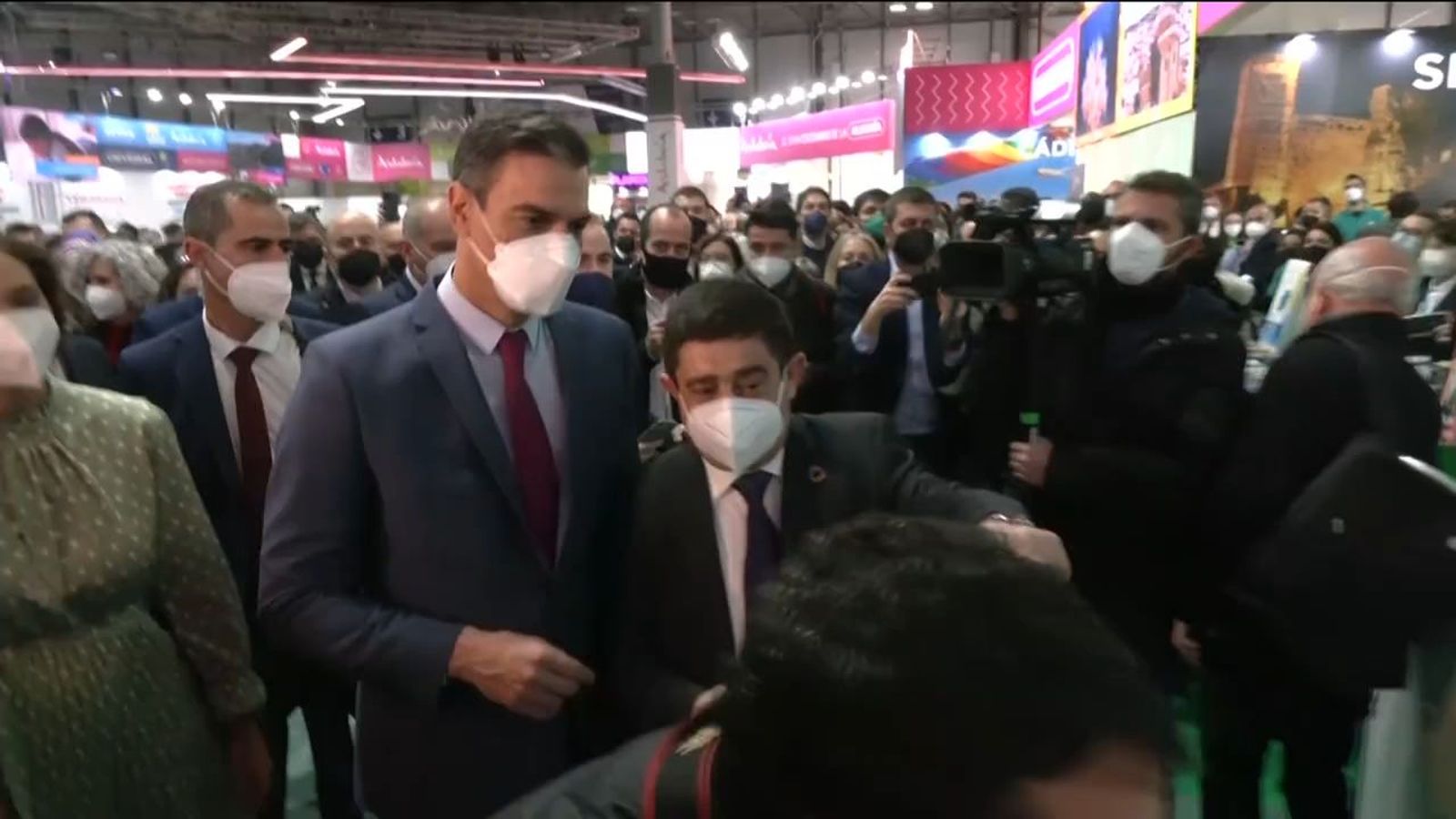 Pedro Sánchez y Pablo Casado en Fitur
