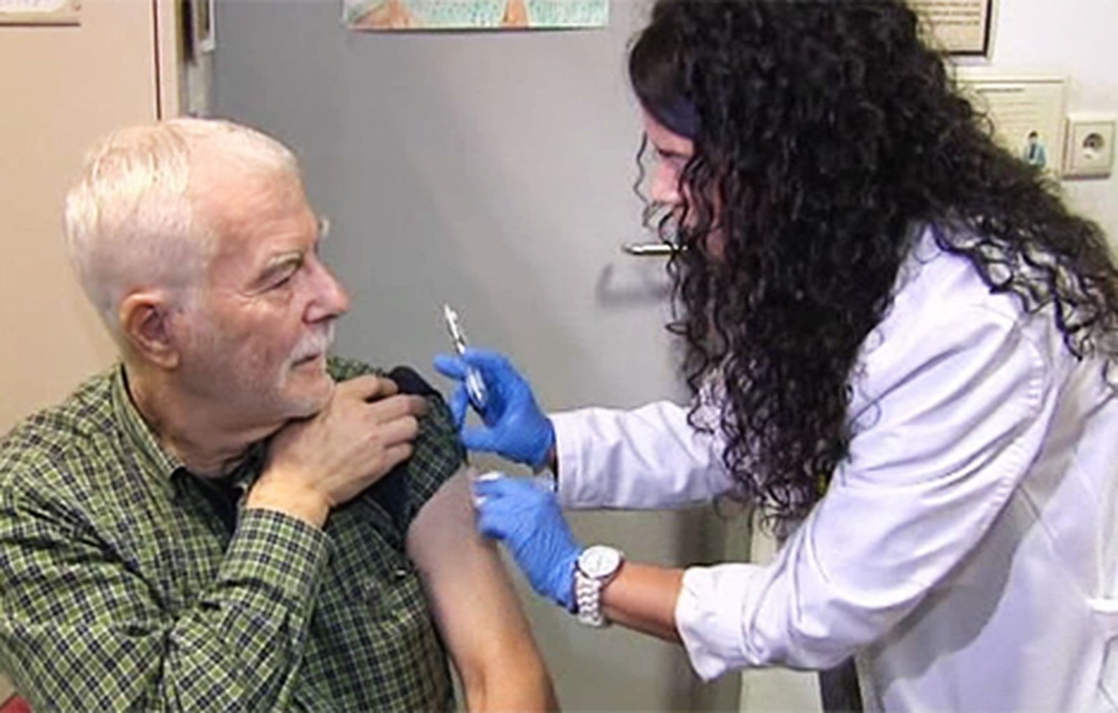 Más de un millón de vacunas contra la gripe en la campaña que comienza el 13