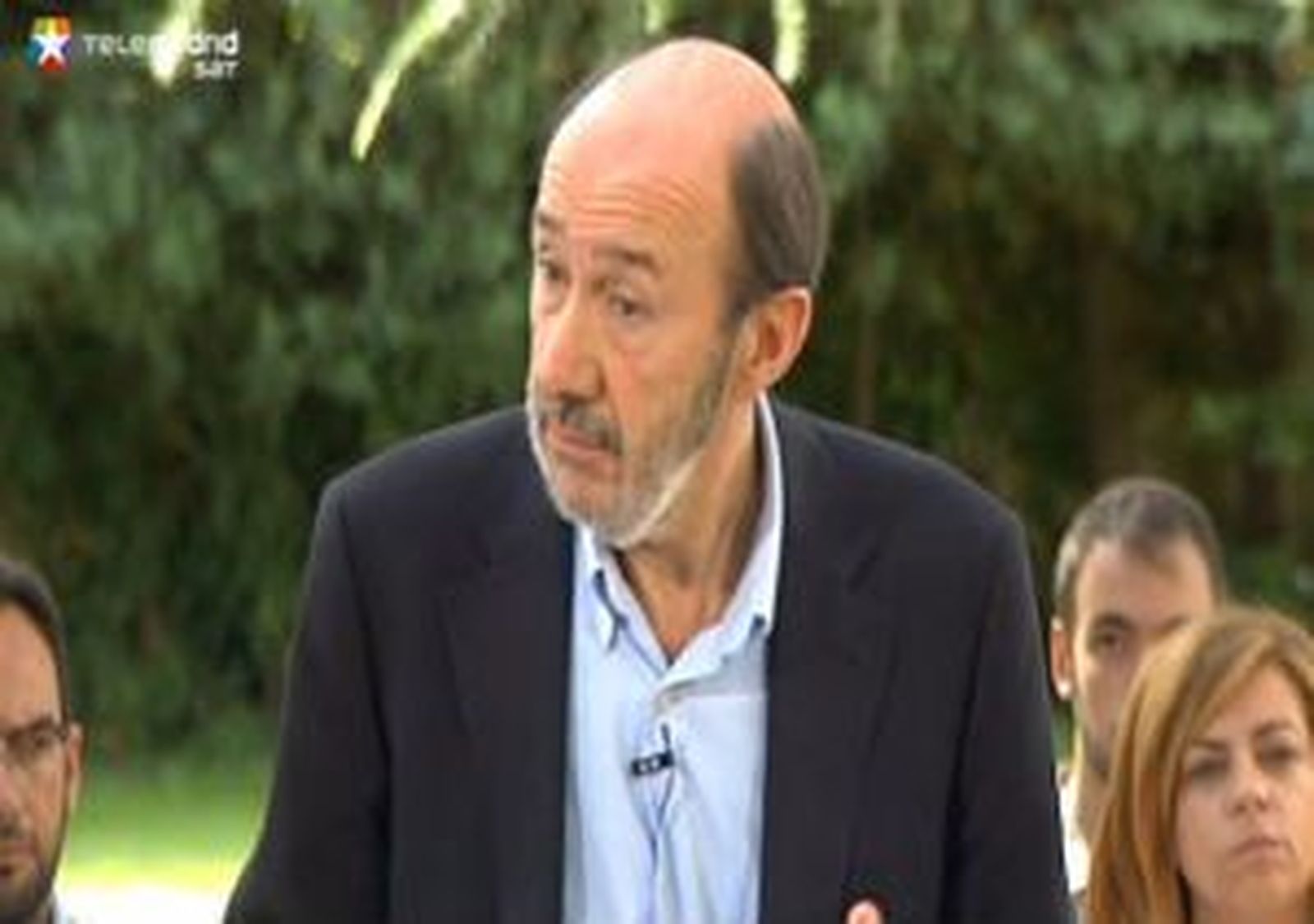 Rubalcaba dice que ésta es la primera campaña en democracia sin amenaza ETA