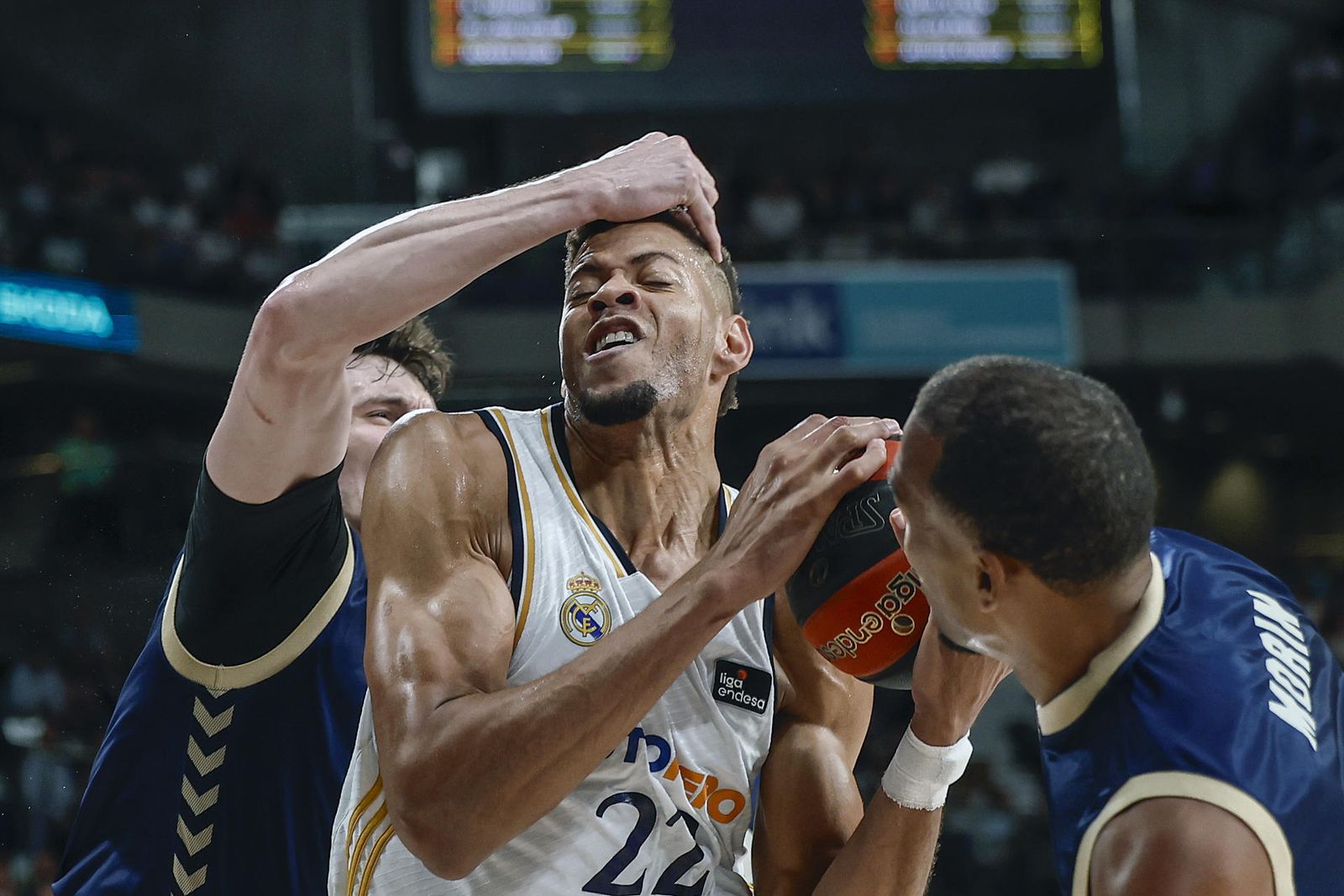 Tavares ante el UCAM Murcia