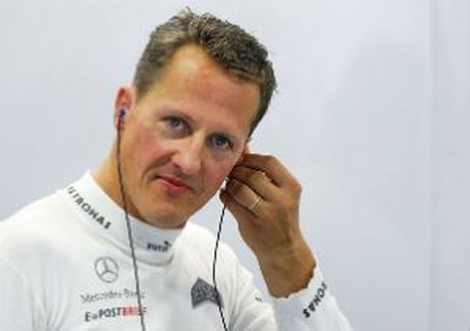 Schumacher padece una pulmonía que agrava su situación