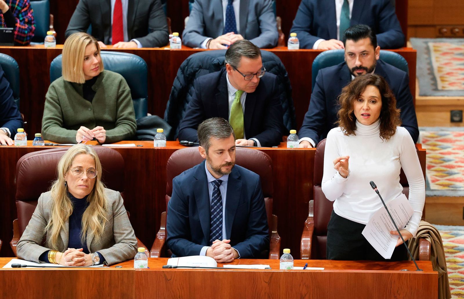 La presidenta de la Comunidad de Madrid, Isabel Díaz Ayuso, durante una sesión plenaria en la Asamblea de Madrid