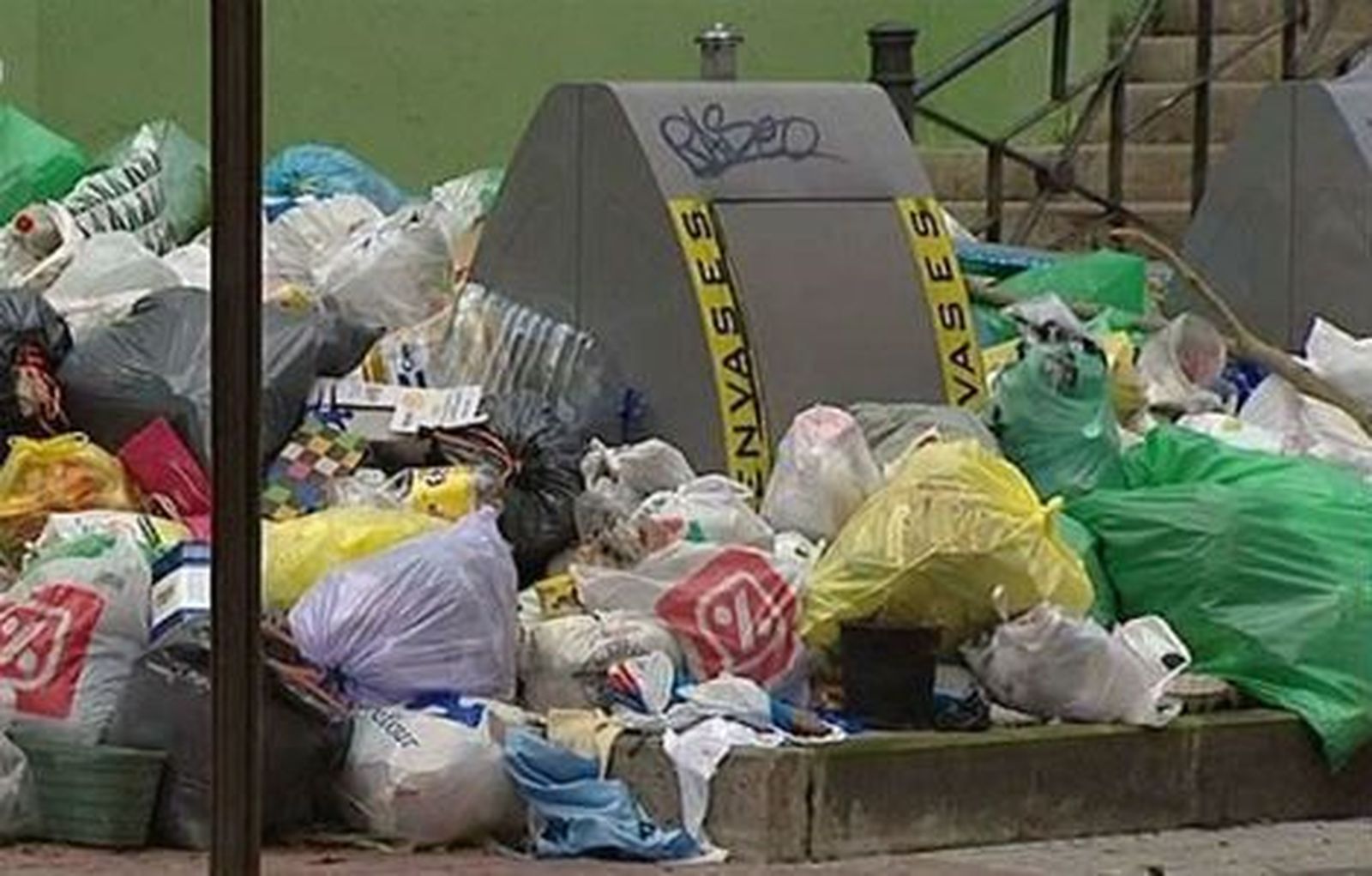 Los sindicatos propondrán hoy a Esmasa desconvocar la huelga de basuras de Alcorcón