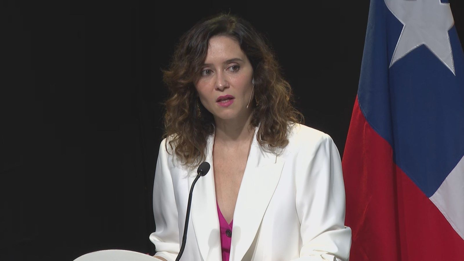 Ayuso defiende en Chile la fortaleza de la economía madrileña que mira al futuro