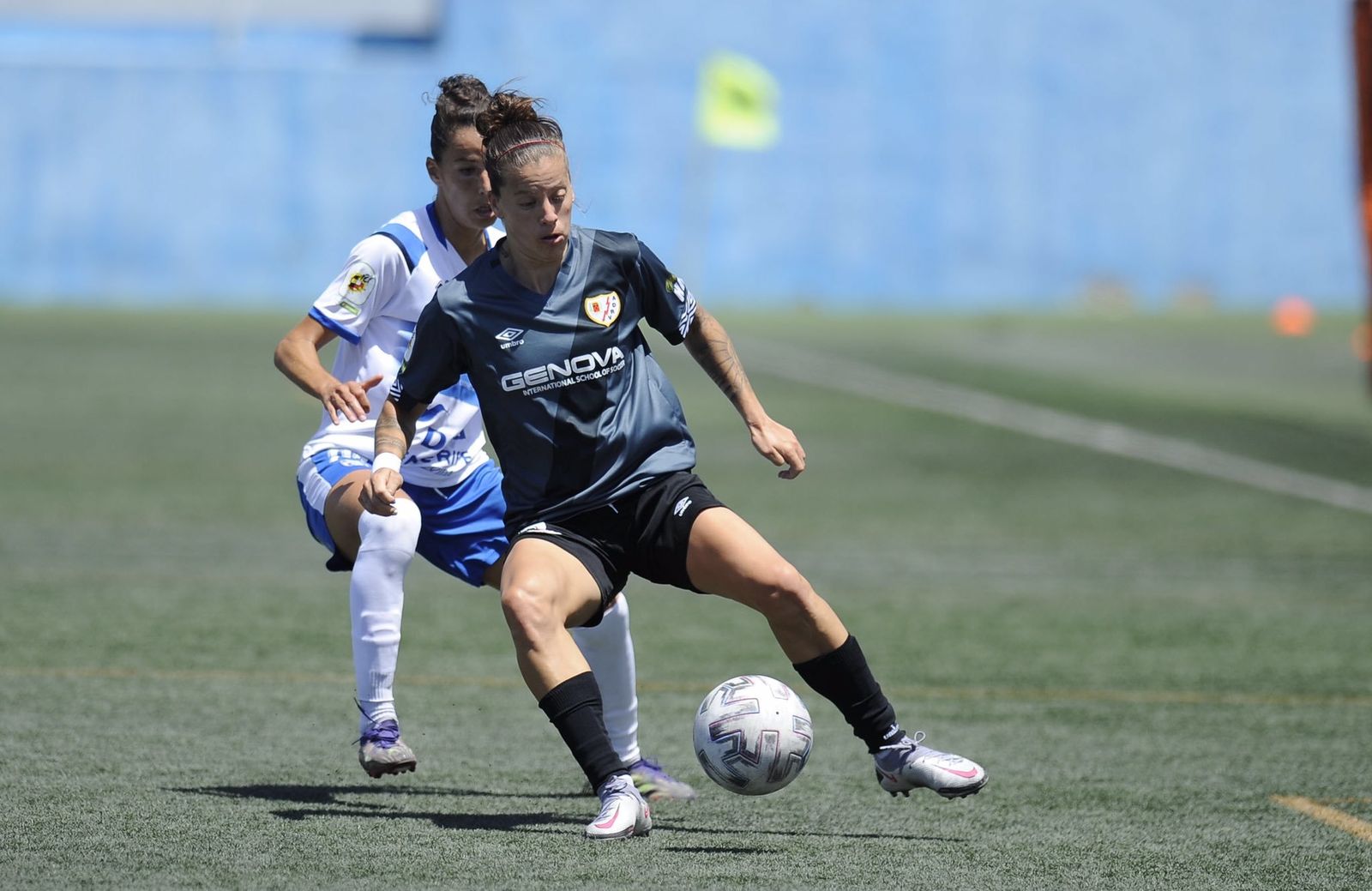 Rayo Vallecano femenino ante el Tenerife