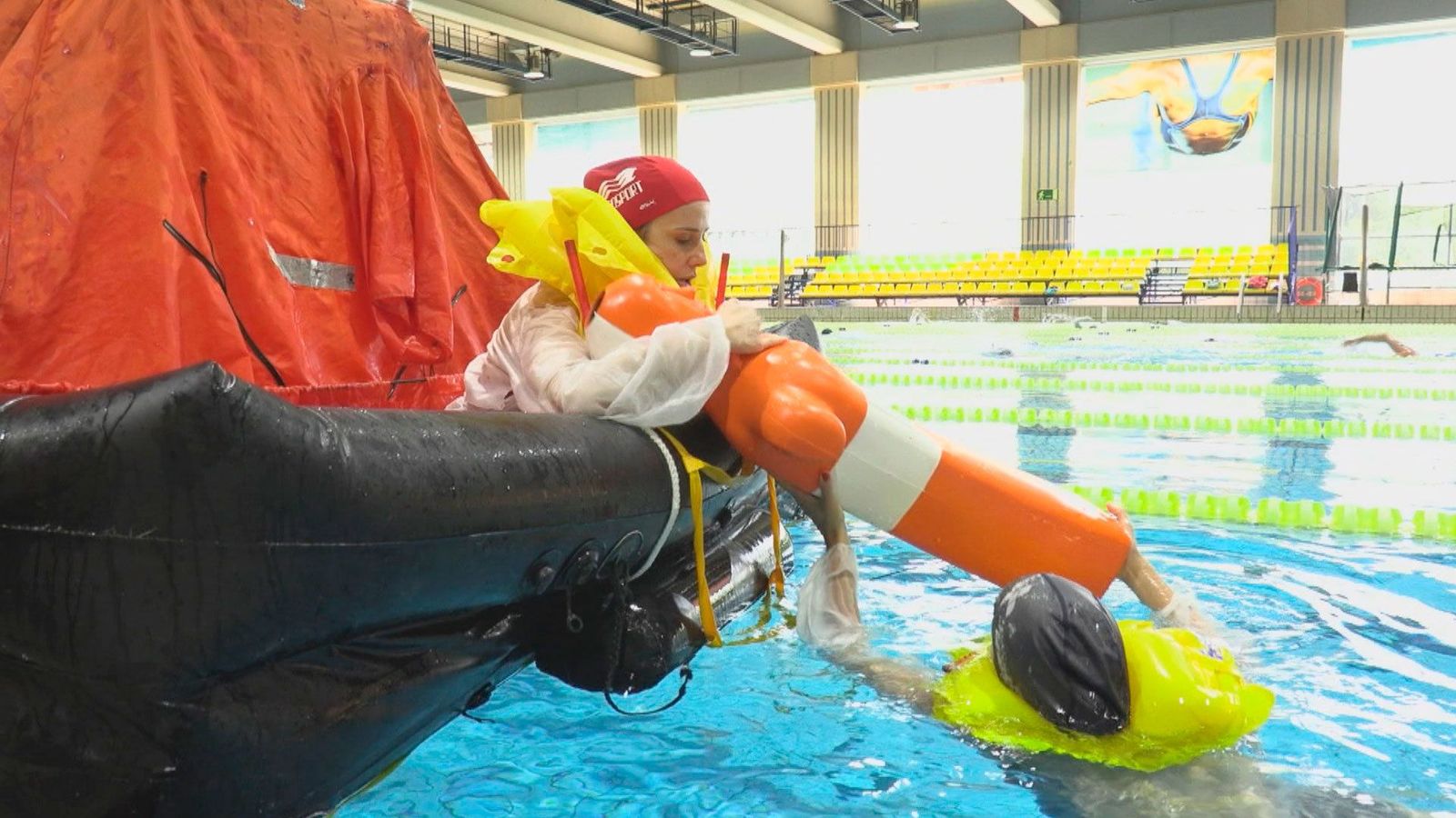 Así es un simulacro de amerizaje en una piscina