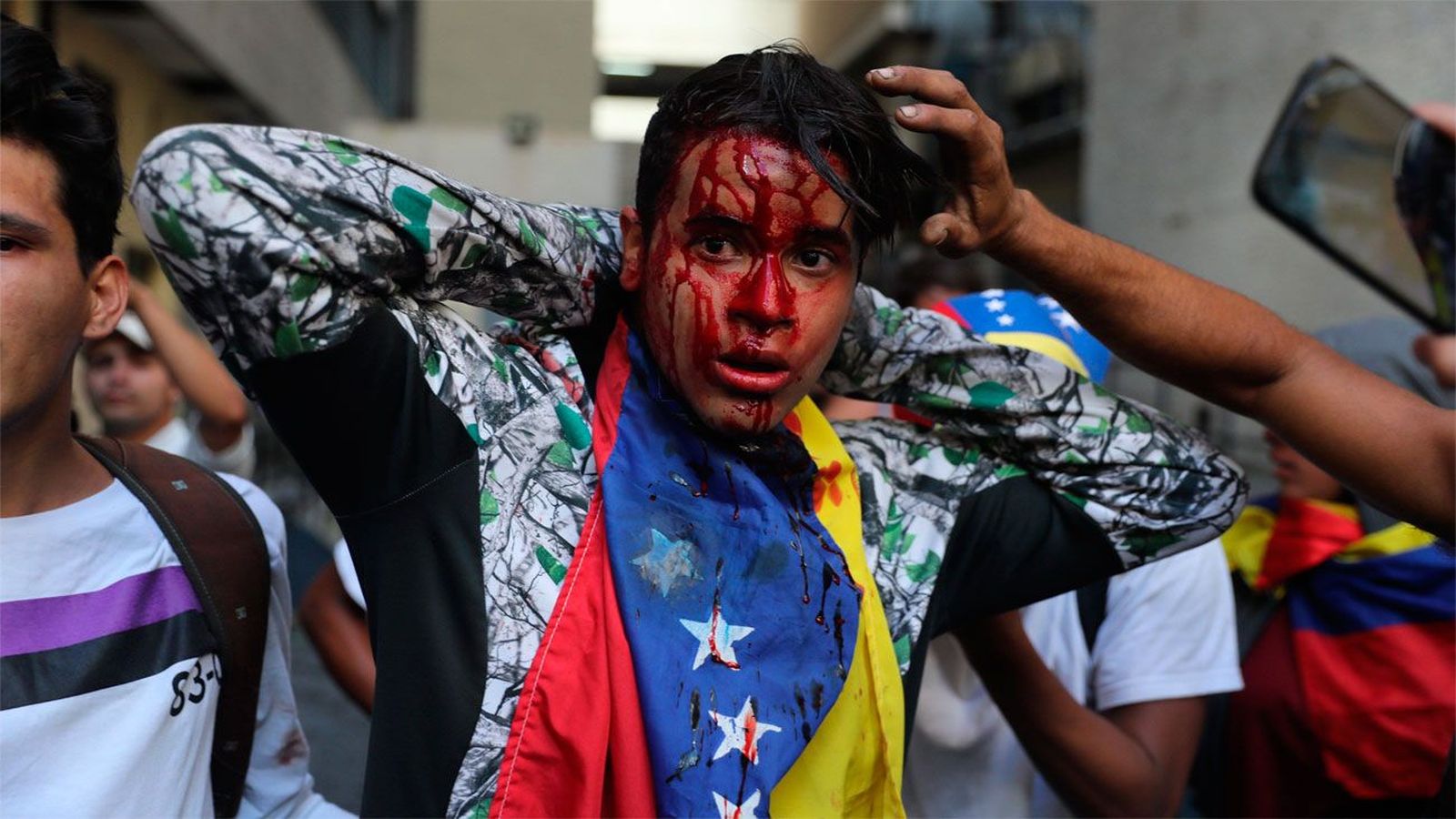 16 muertos y más de 200 detenidos en Venezuela por las movilizaciones contra Maduro