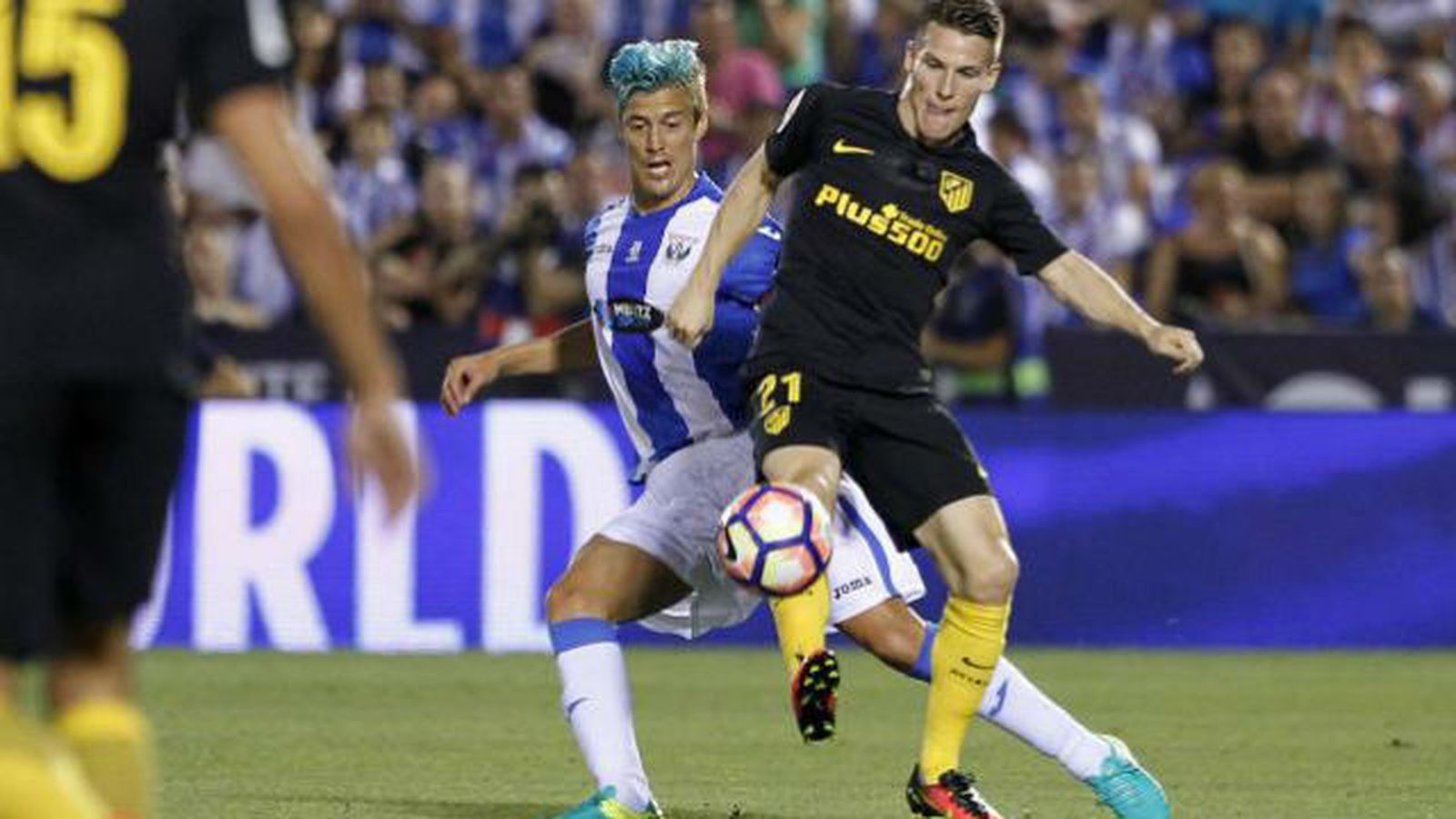 Gameiro ante el Leganés
