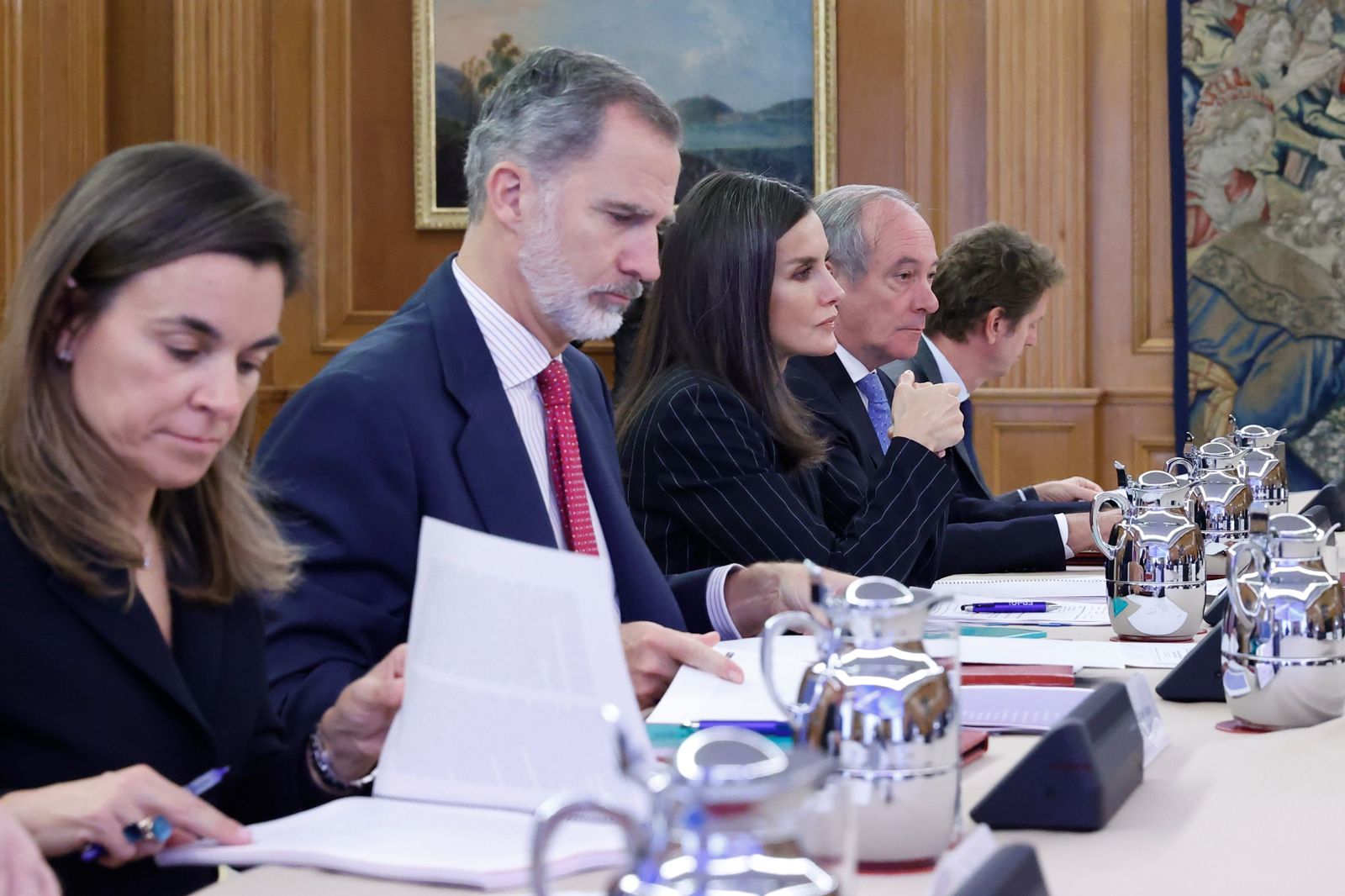 La Fundación Princesa de Girona detalla a los reyes su nuevo plan financiero