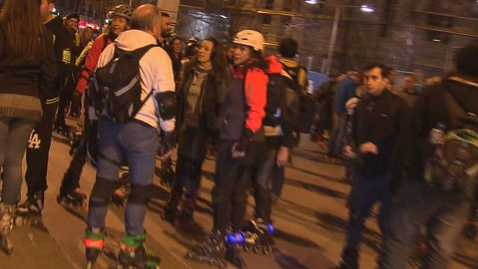 Los patinadores reclaman poder marchar por las calles de Madrid una vez al mes