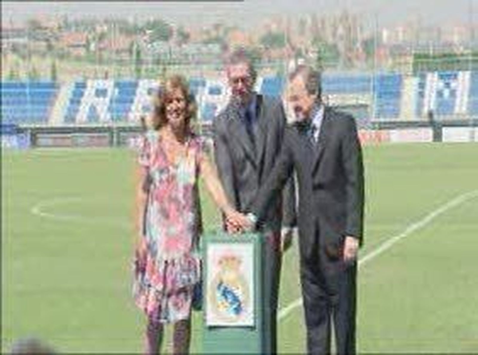 Los campos de fútbol de Valdebebas se regarán con una red municipal de agua regenerada