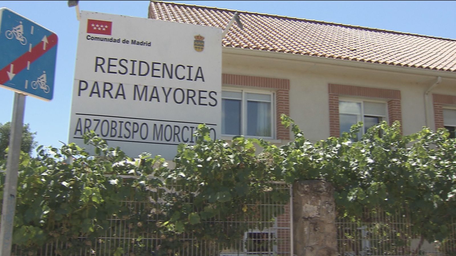 Los últimos ancianos abandonan la residencia de Soto que cierra este sábado