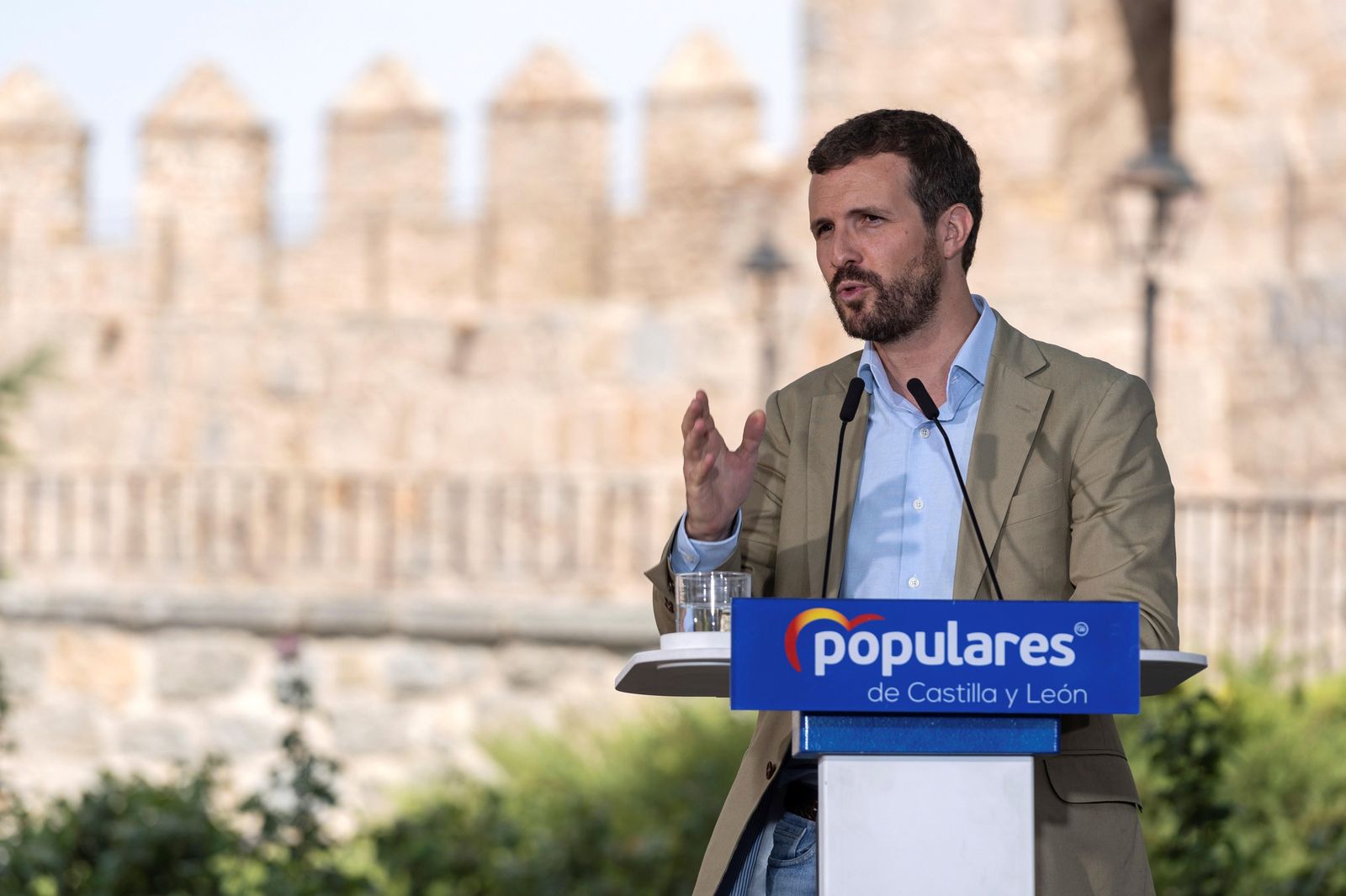 Rivera descarta sumarse a España Suma mientras el PP mantiene su oferta de coalición con Cs y Vox