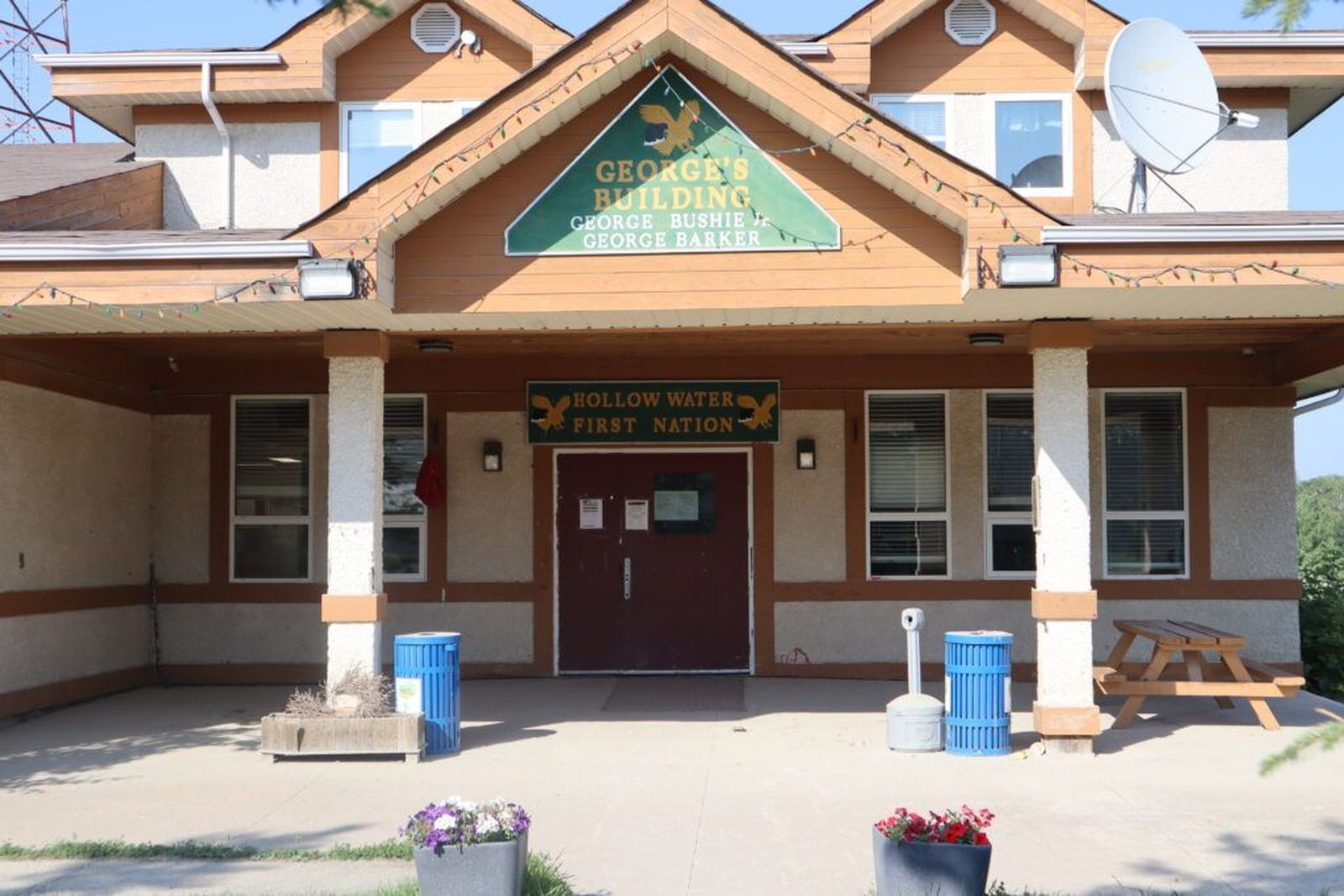 Uno de los edificios de la comunidad indígena canadiense de Hollow Water