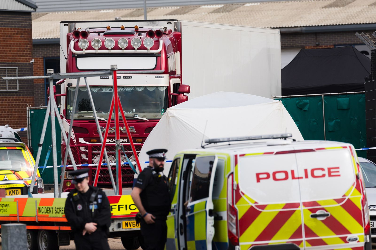 La Policía británica detuvo en Essex al camión que escondía 39 cadáveres
