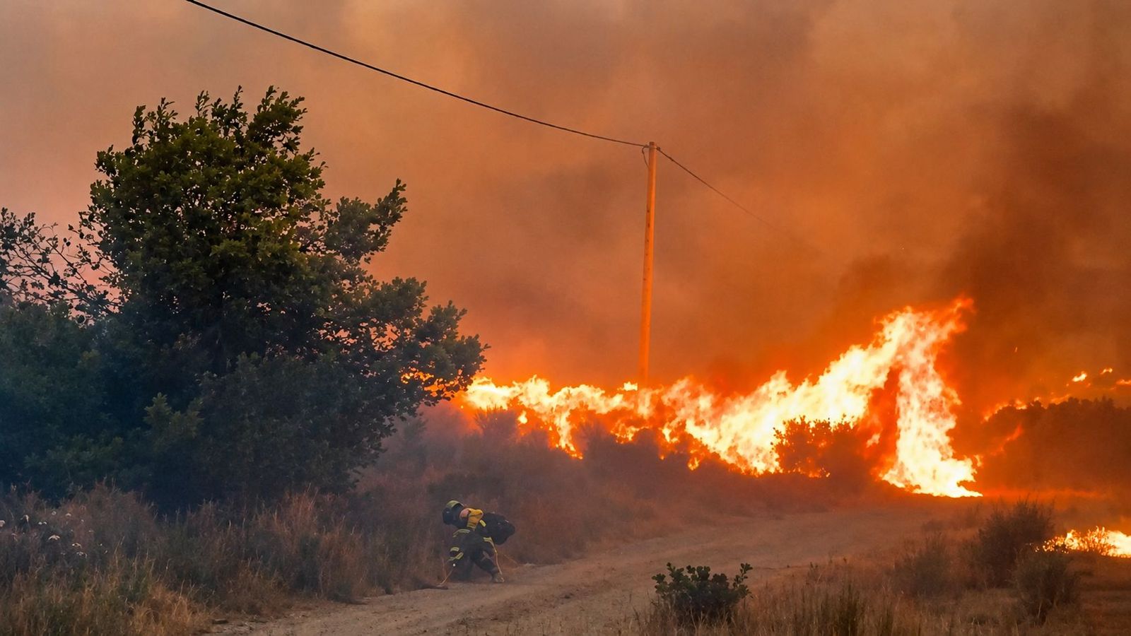 La clase política traslada sus condolencias por el incendio mortal de Almería