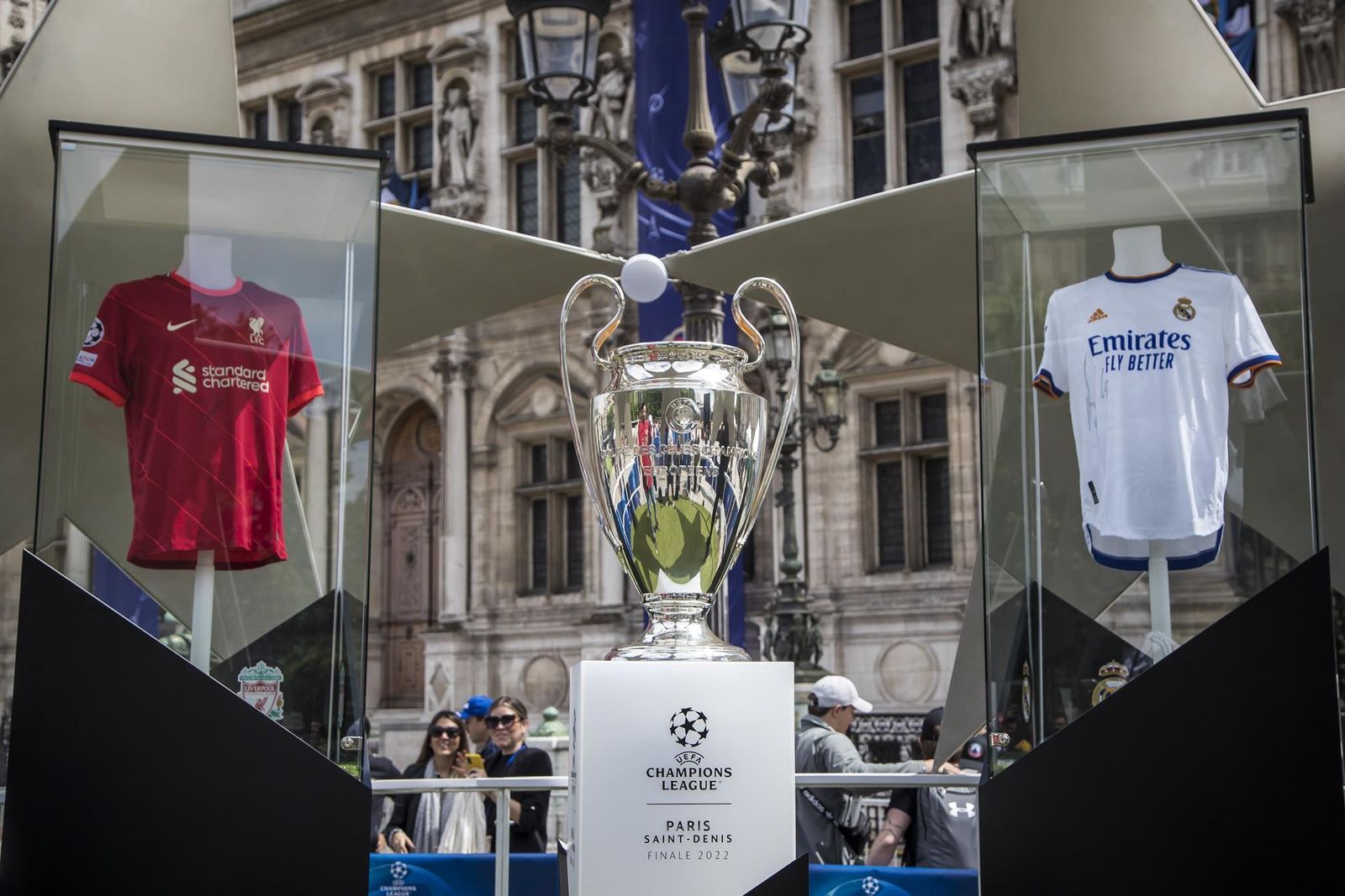 París ya vive la final de la Champions