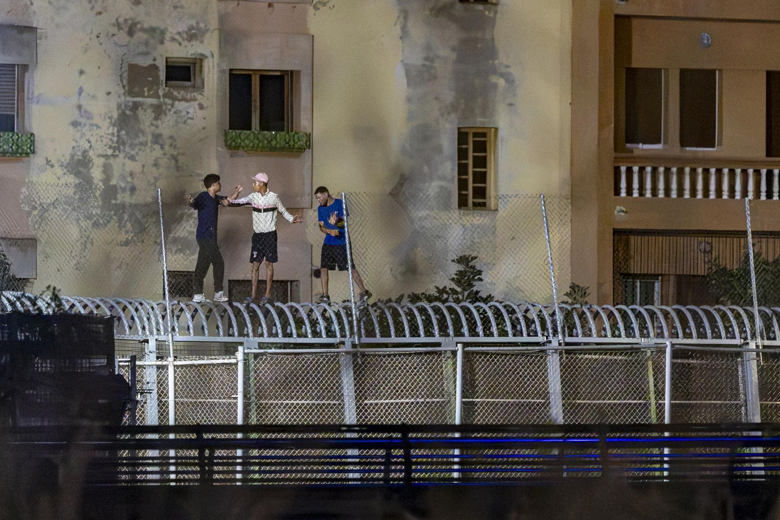 Nuevos intentos de entrada de migrantes irregulares marroquíes a Melilla
