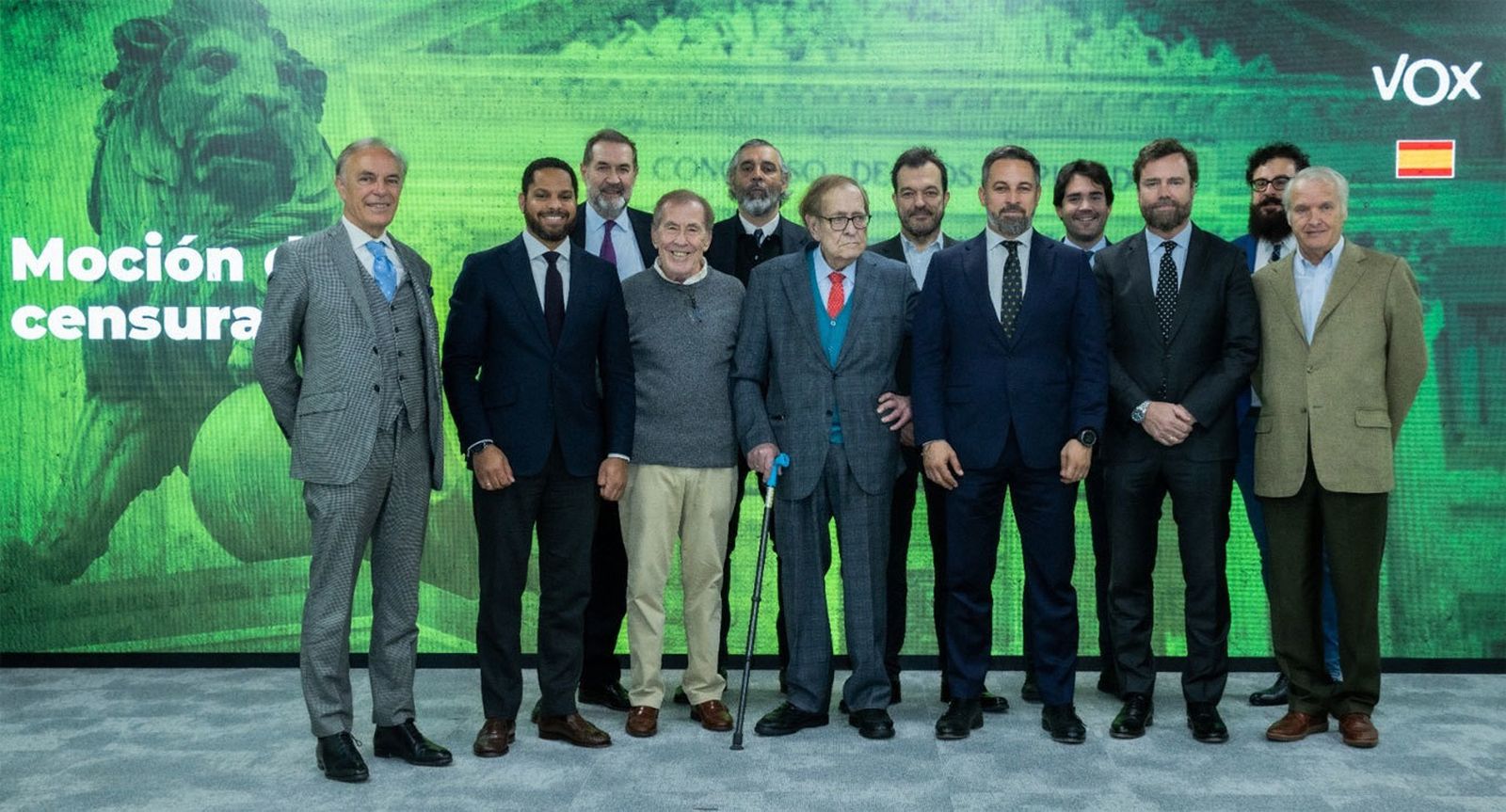 Sexta moción de censura y primera con candidato fuera de la política activa
