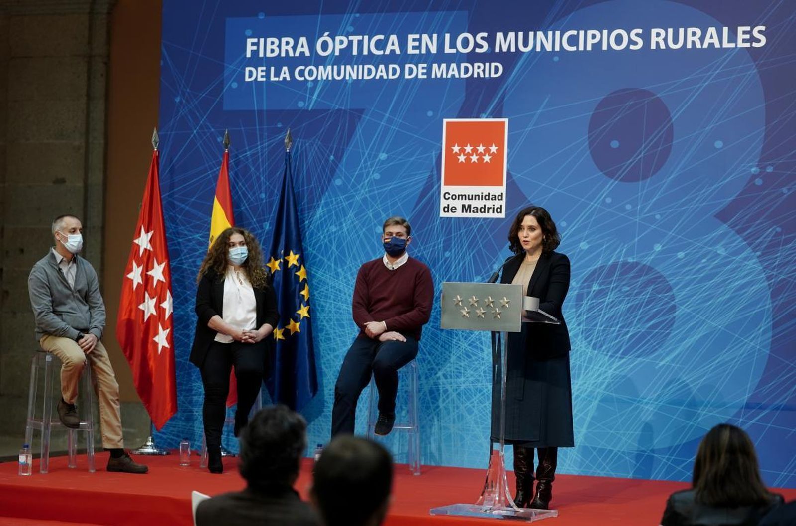 Presentación de la llegada de la fibra óptica a 78 localidades de Madrid