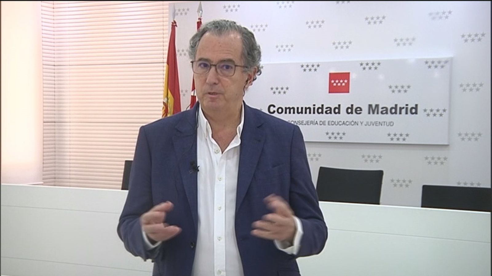 Enrique Ossorio: "El aprobado general es un mensaje nocivo para los alumnos"
