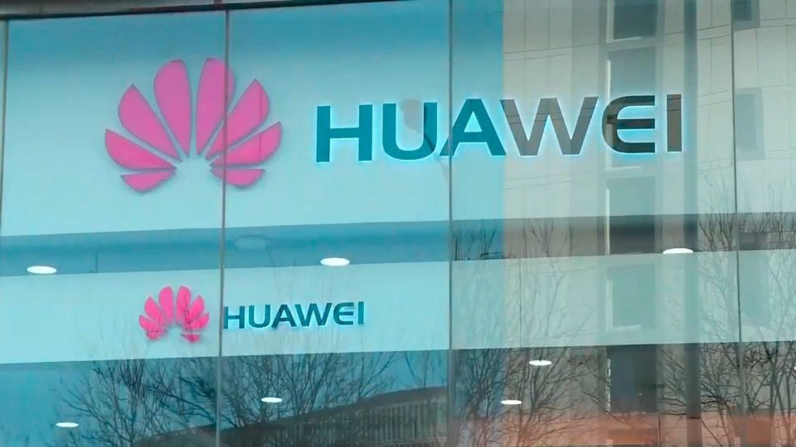 Zapatero, intermediario en la venta de petróleo venezolano a China a cambio de implantar el 5G de Huawei en España