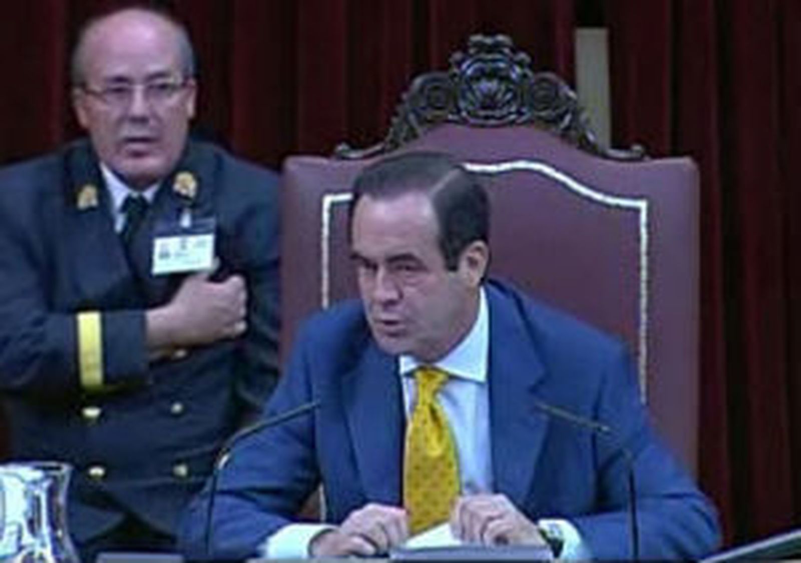 El Congreso ratifica la reforma Constitucional con los votos del PSOE, PP y UPN