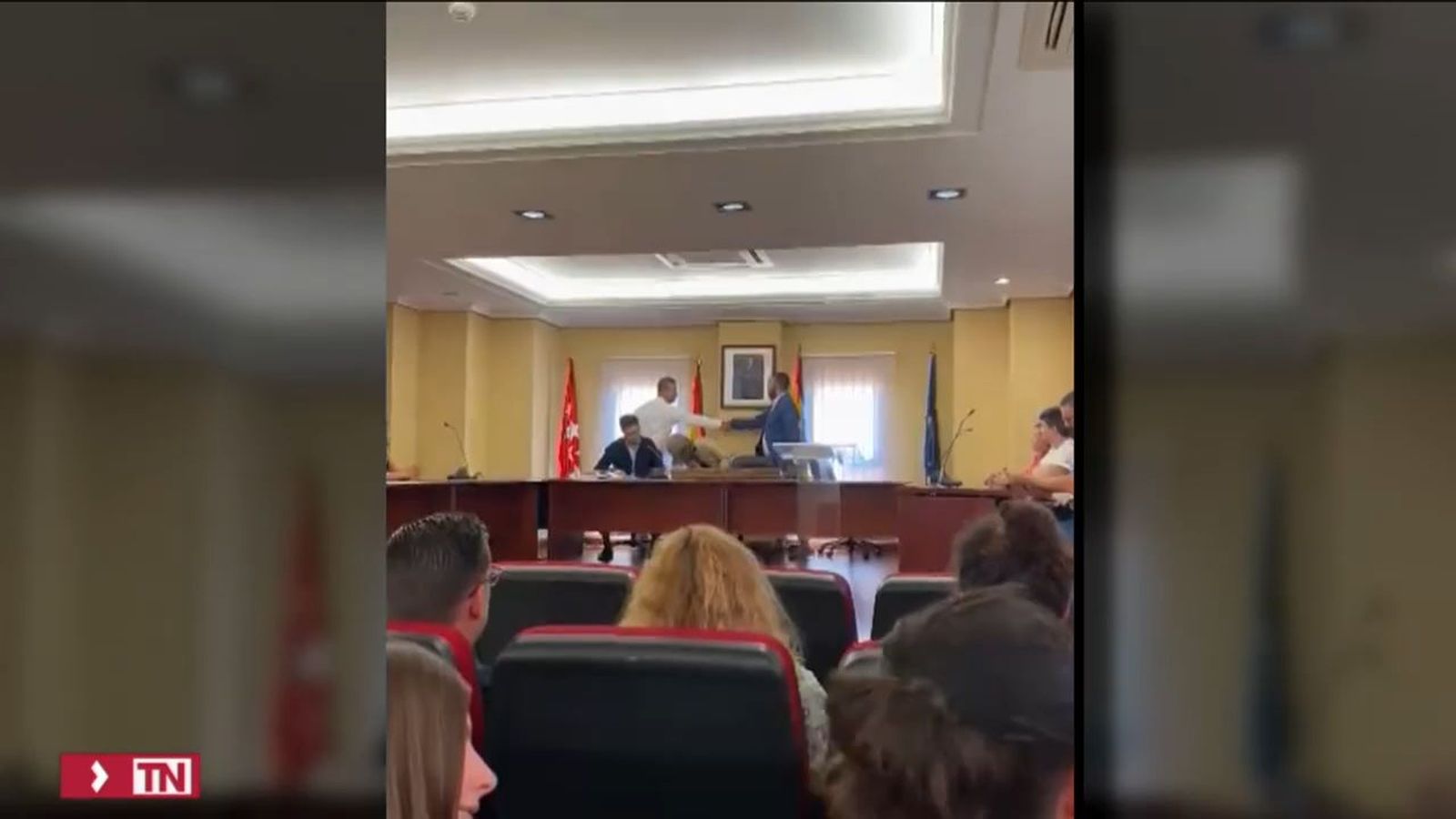 Moción de censura en Los Santos de Humosa