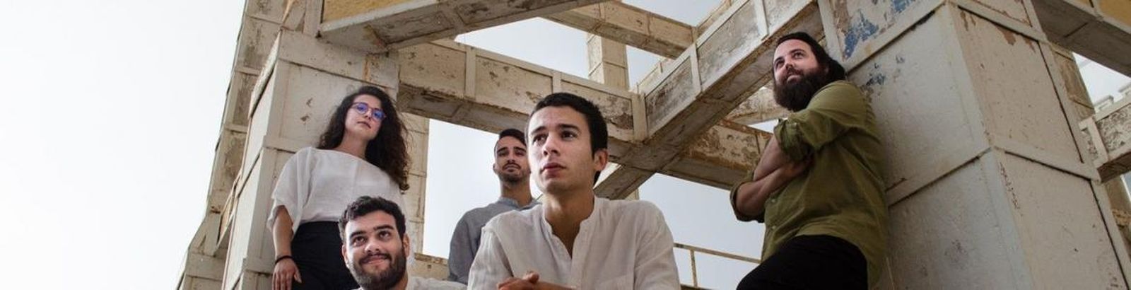 Componentes de la formación musical clásica Anacronía Ensemble