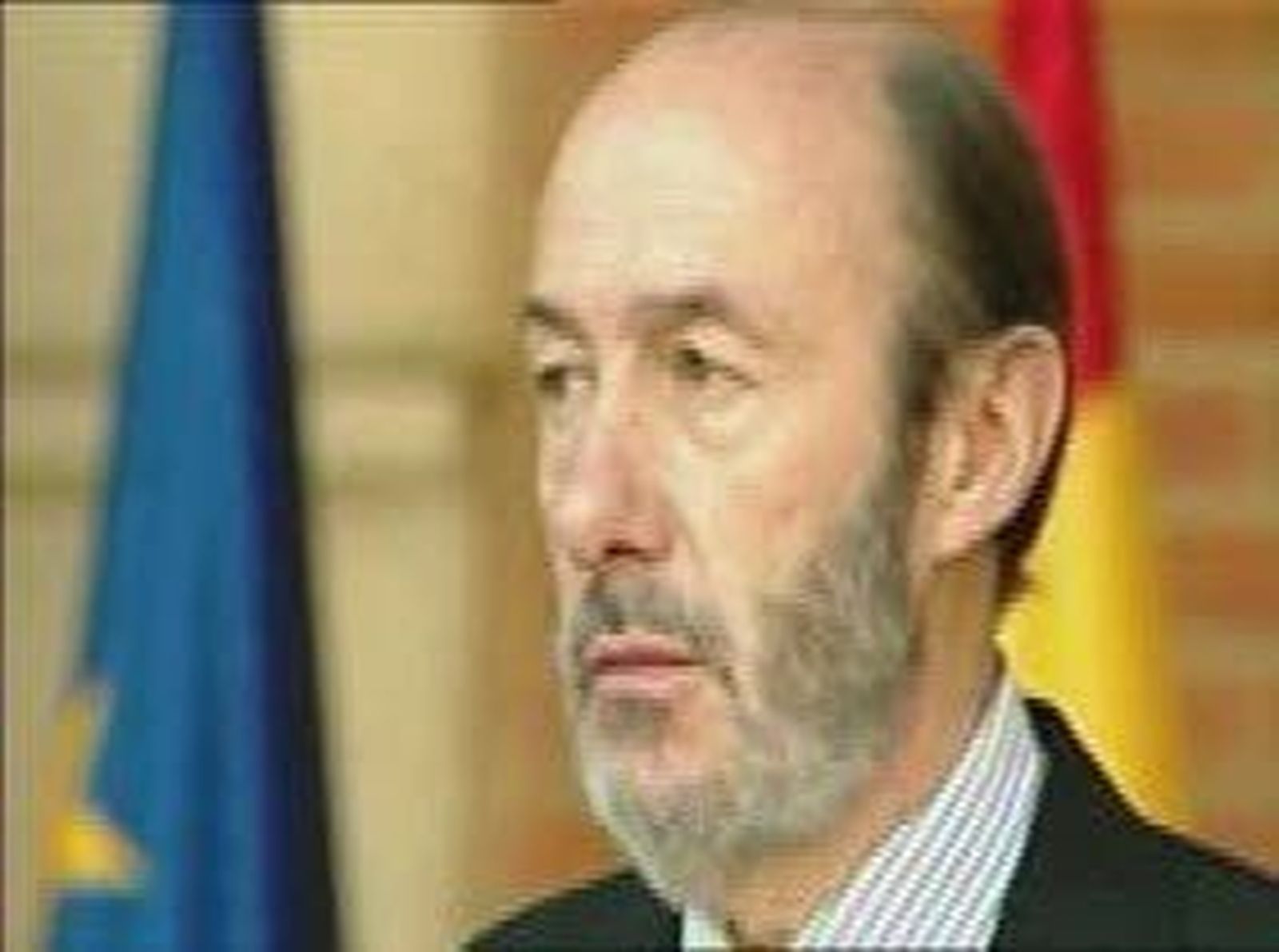 Los sindicatos policiales critican el pluriempleo de Rubalcaba