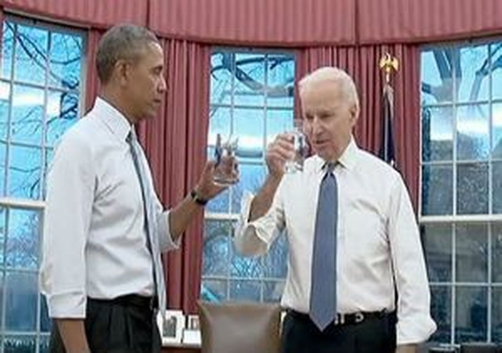 Obama y Biden hacen su tabla de ejercicios por la Casa Blanca