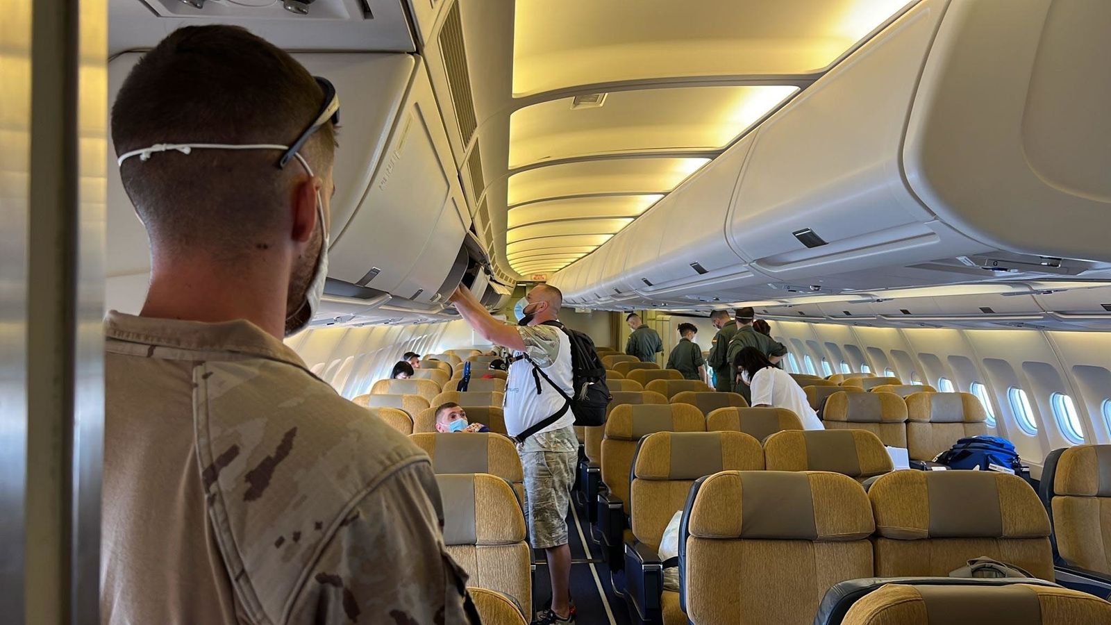 Avión medico llega a Torrejón