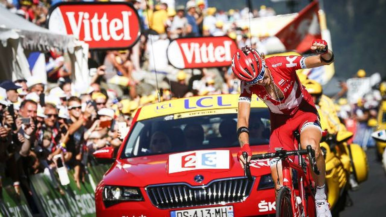 Tour: Zakarin gana la primera etapa alpina; Froome, más líder
