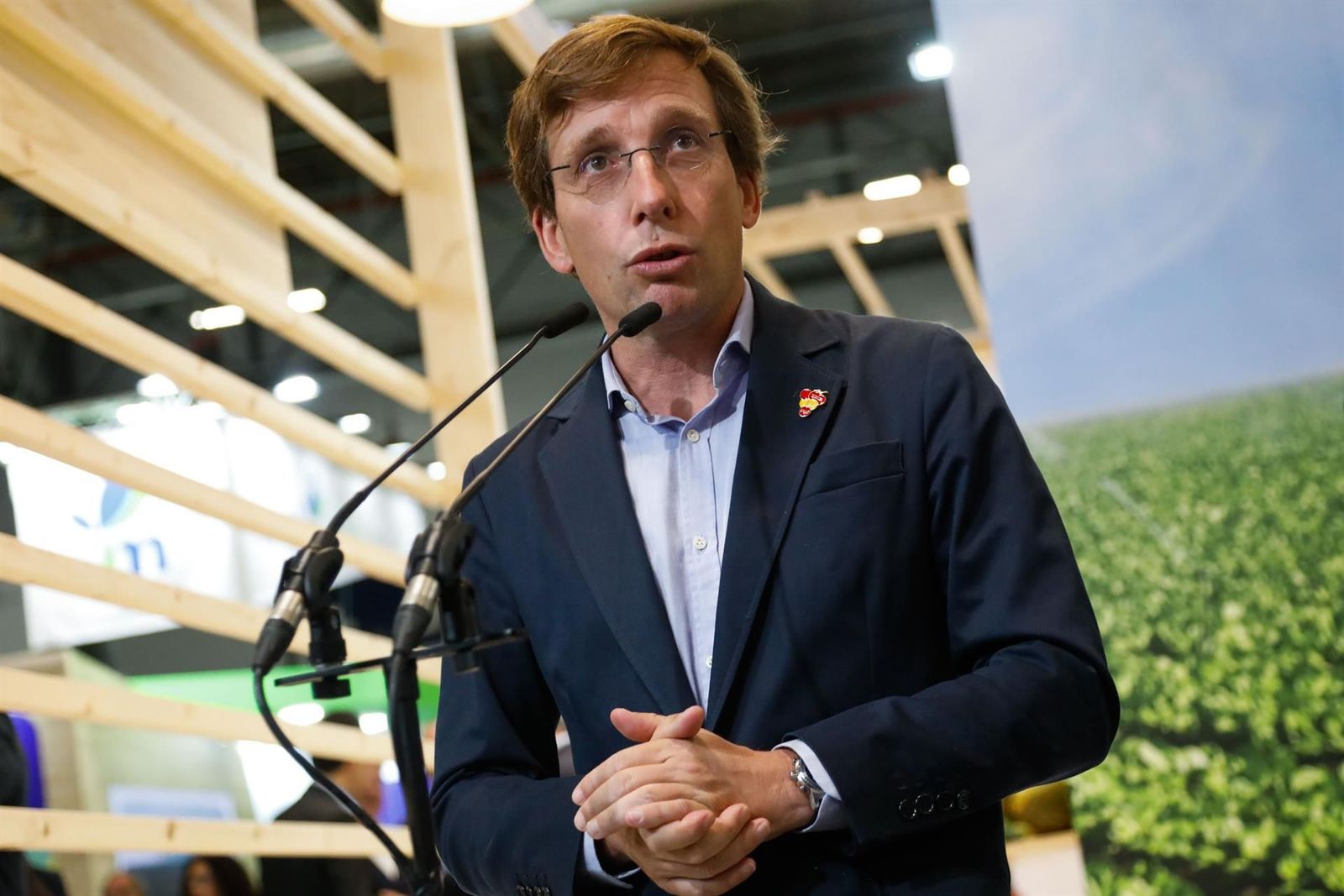 Almeida califica de "chiste" el grupo Mixto del ayuntamiento tras la ruptura de Higueras