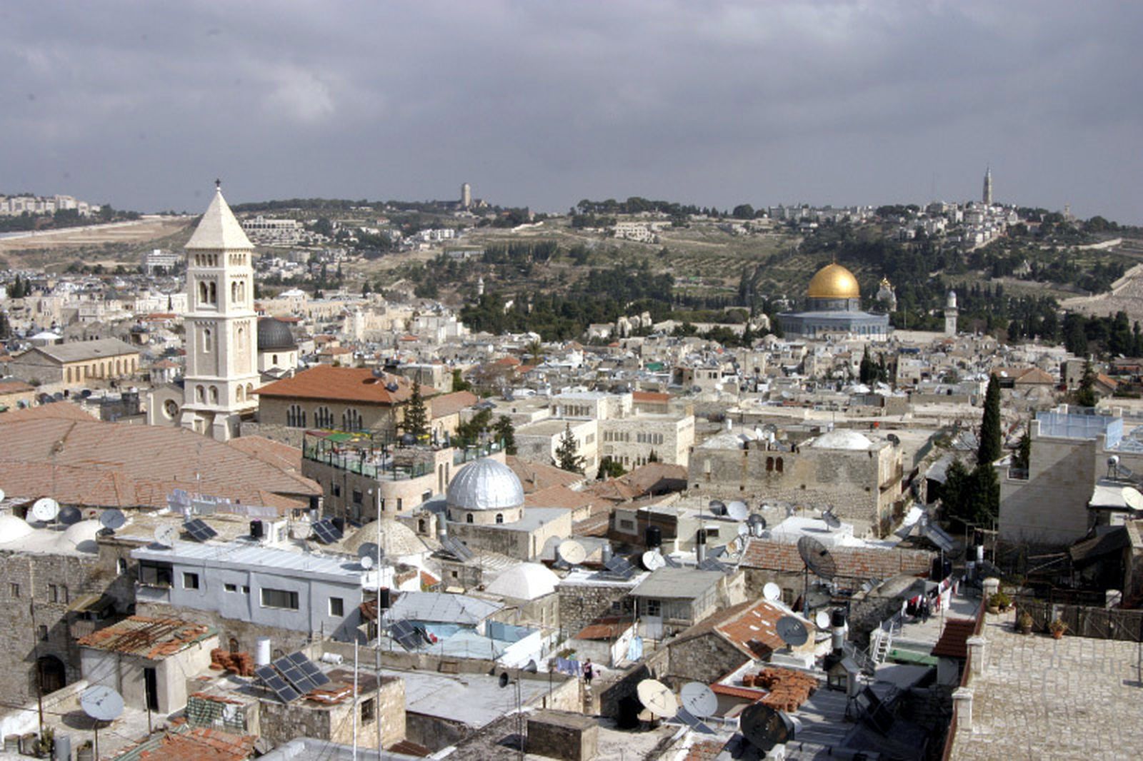 Israel cerrará el consulado español en Jerusalén si España da servicio a los palestinos