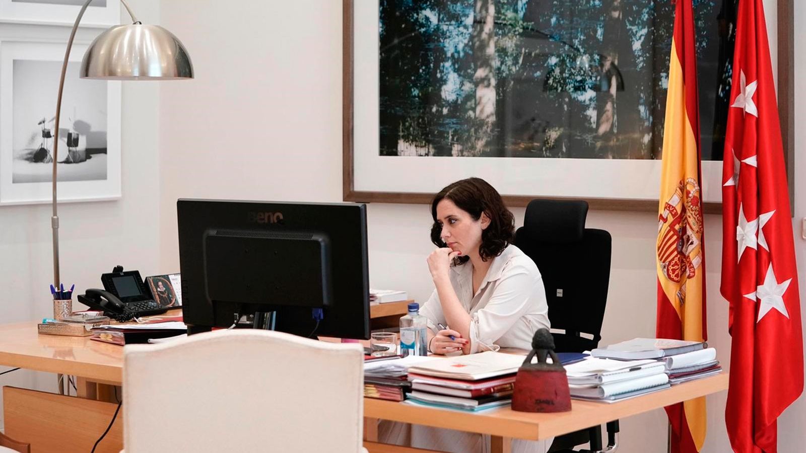 Foto recurso la presidenta de la Comunidad, Isabel Díaz Ayuso, en la videoconferencia de dirigentes autonómicos con el presidente, Pedro Sánchez