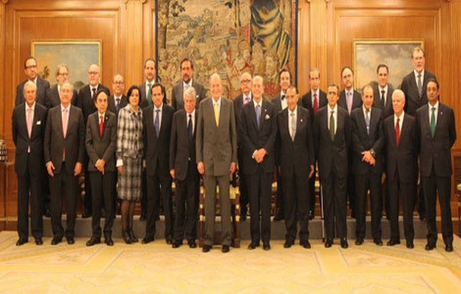 El Rey con los miembros de CEIM