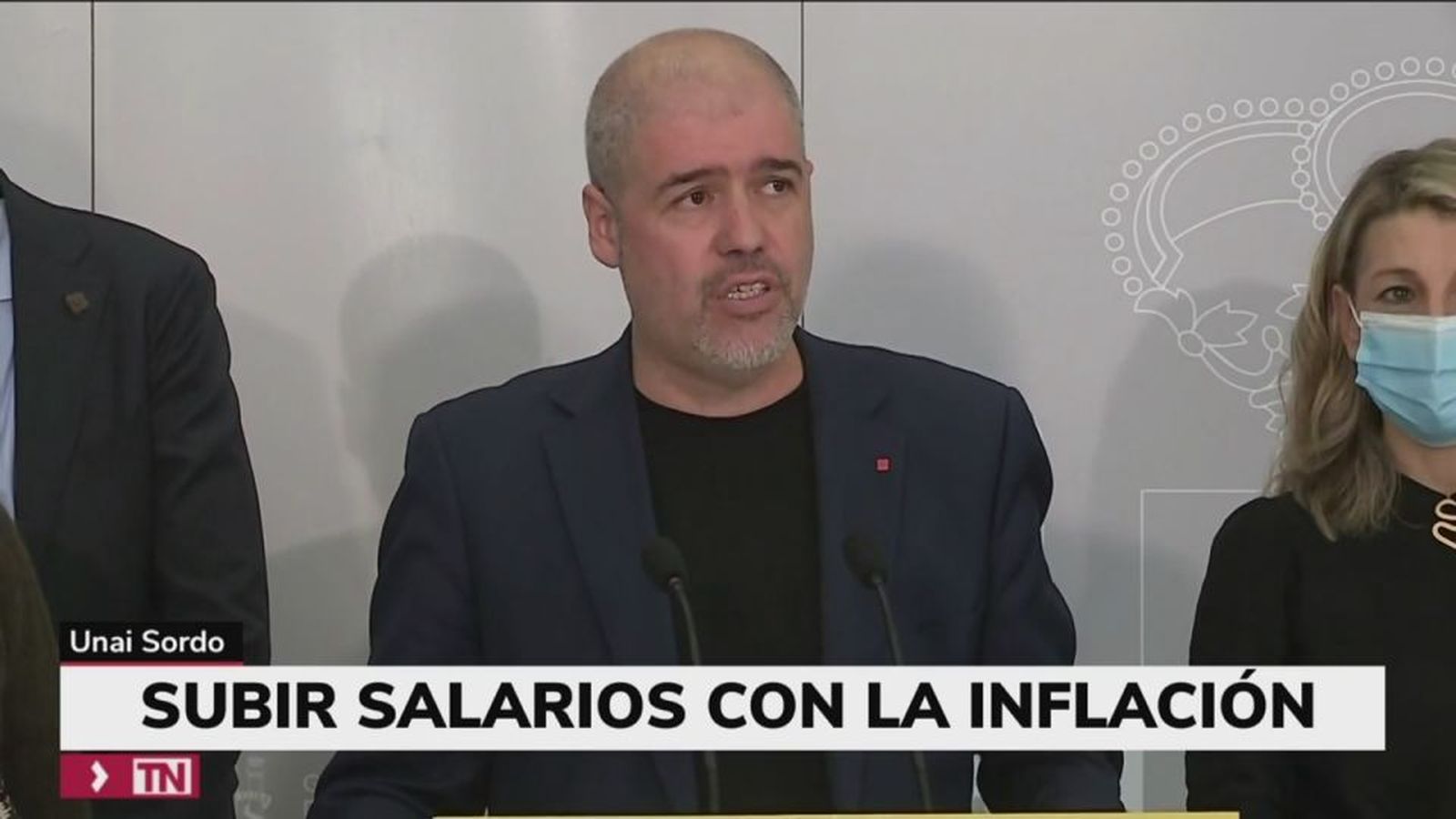 La CEOE pide que no se plantee un aumento ligado al IPC y los sindicatos reclaman incrementos salariales