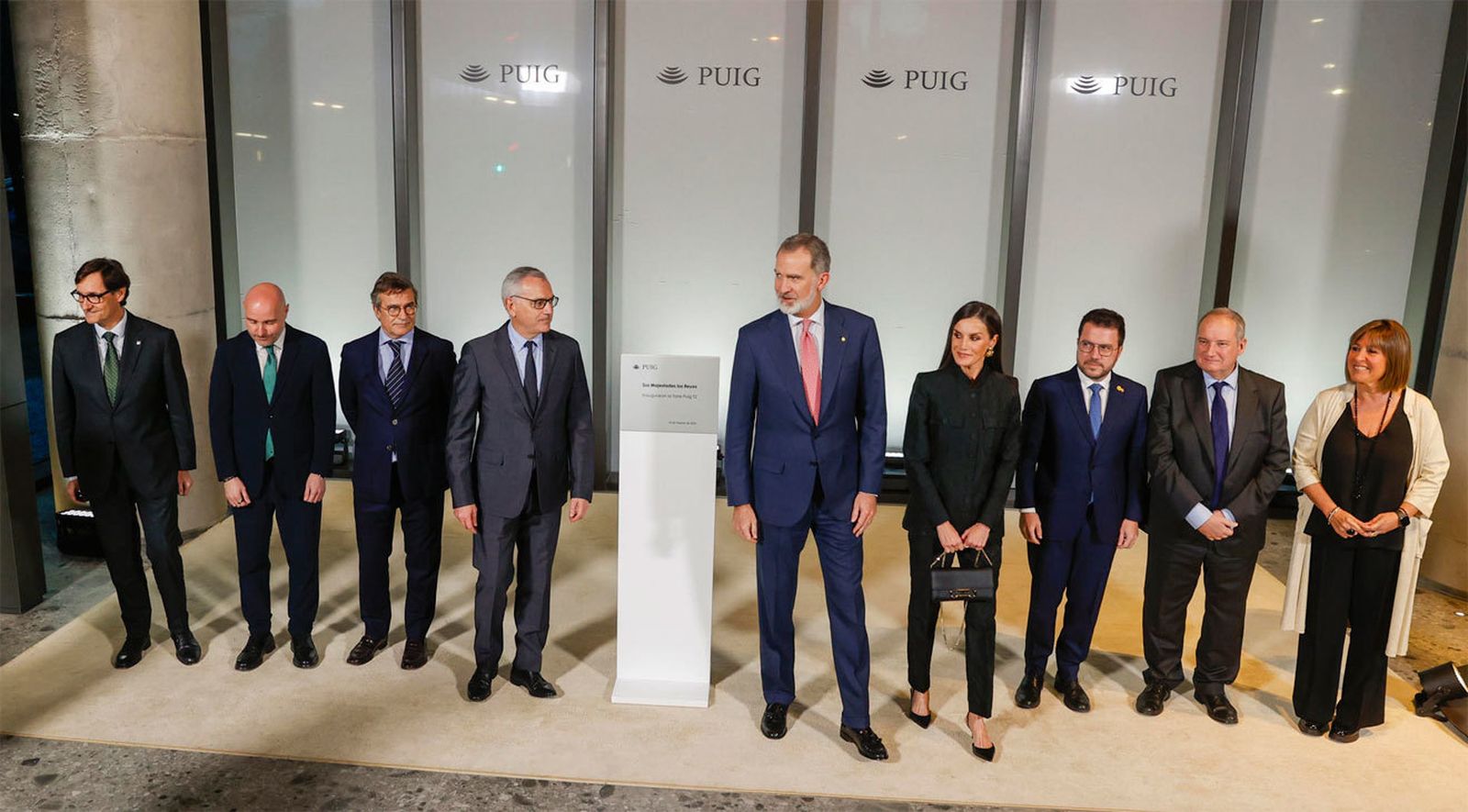 Los reyes inauguran en Hospitalet de Llobregat la segunda torre de Puig
