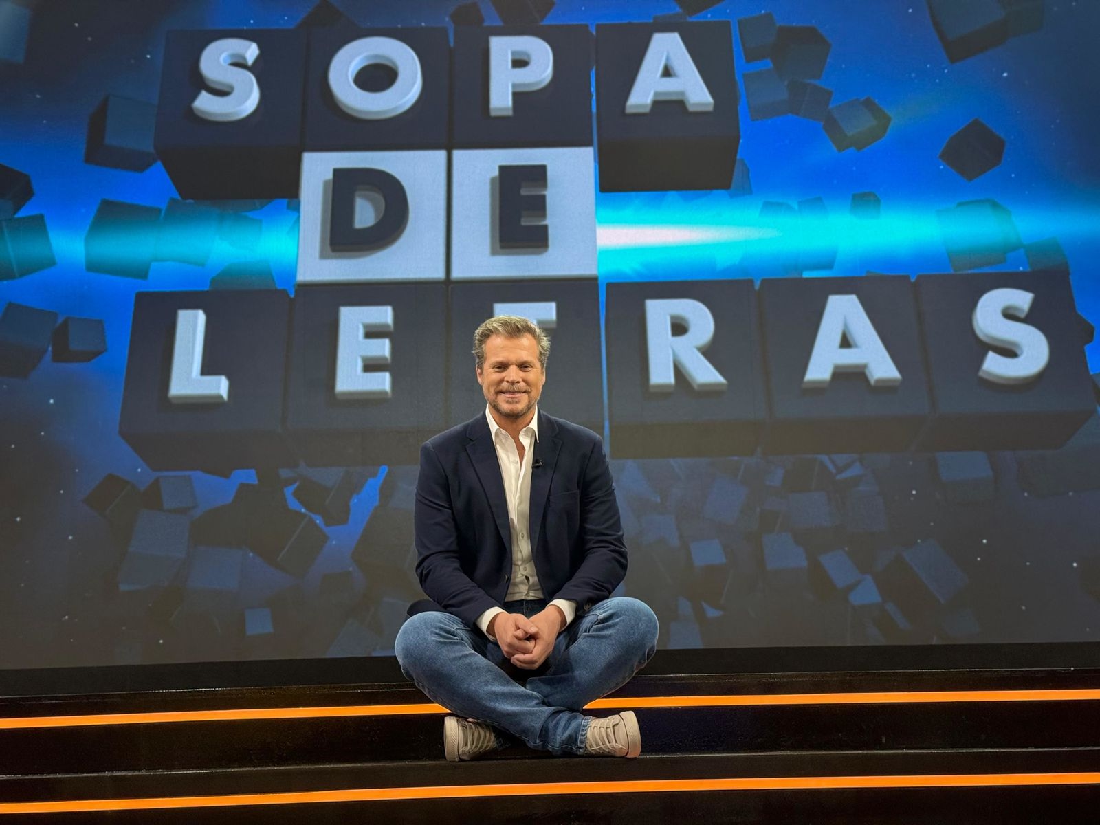 Jota Abril presenta Sopa de letras