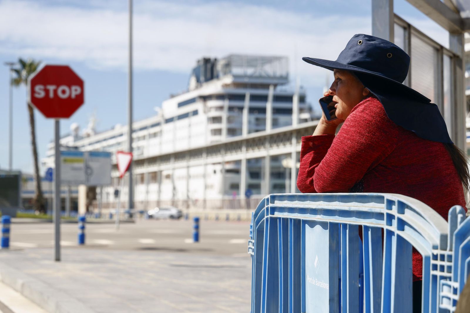 Retenido un crucero en Barcelona porque 69 pasajeros bolivianos no tenían visado válido