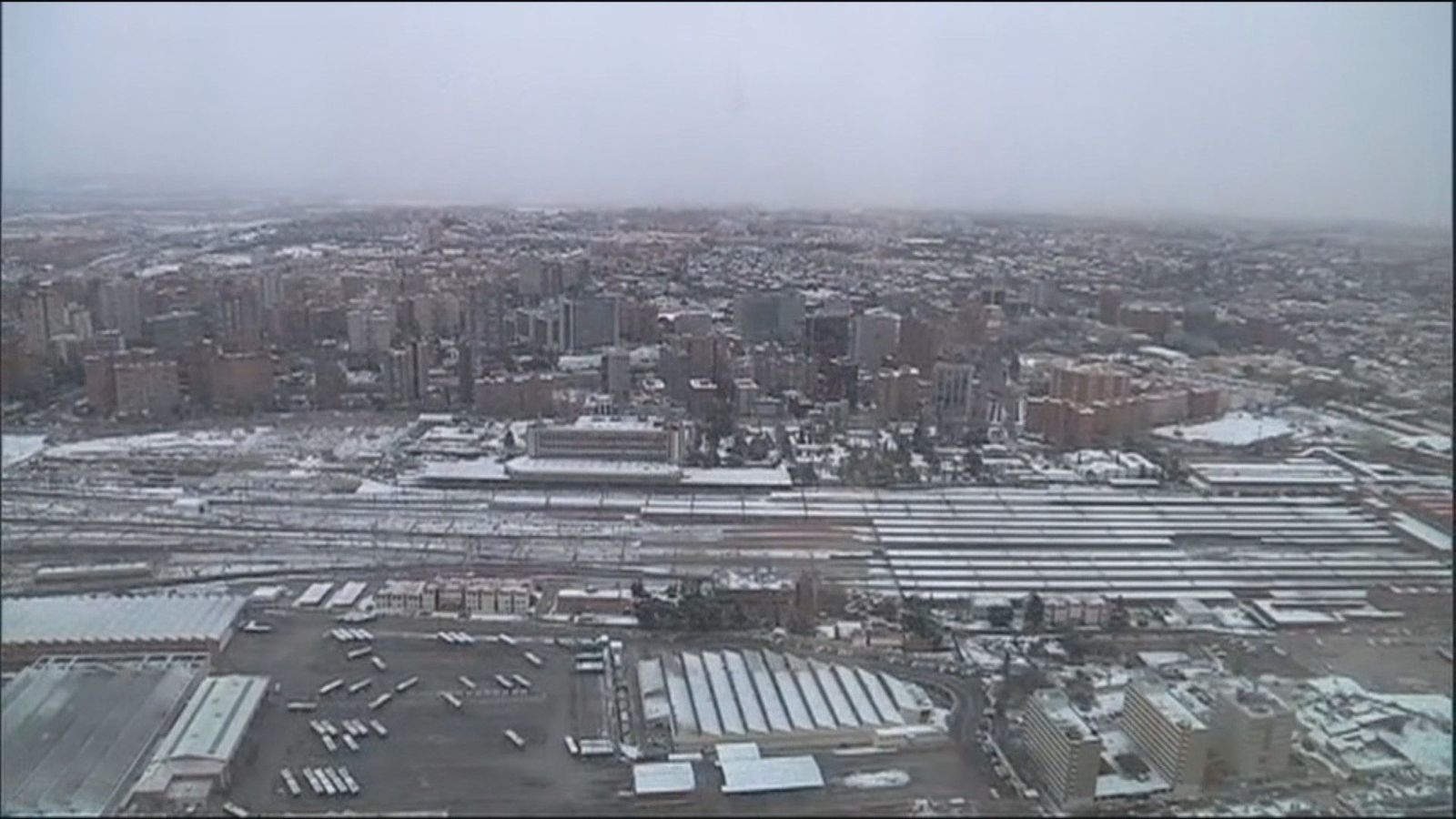 Riesgo extremo en Madrid por la gran nevada, con toda la región ya de blanco