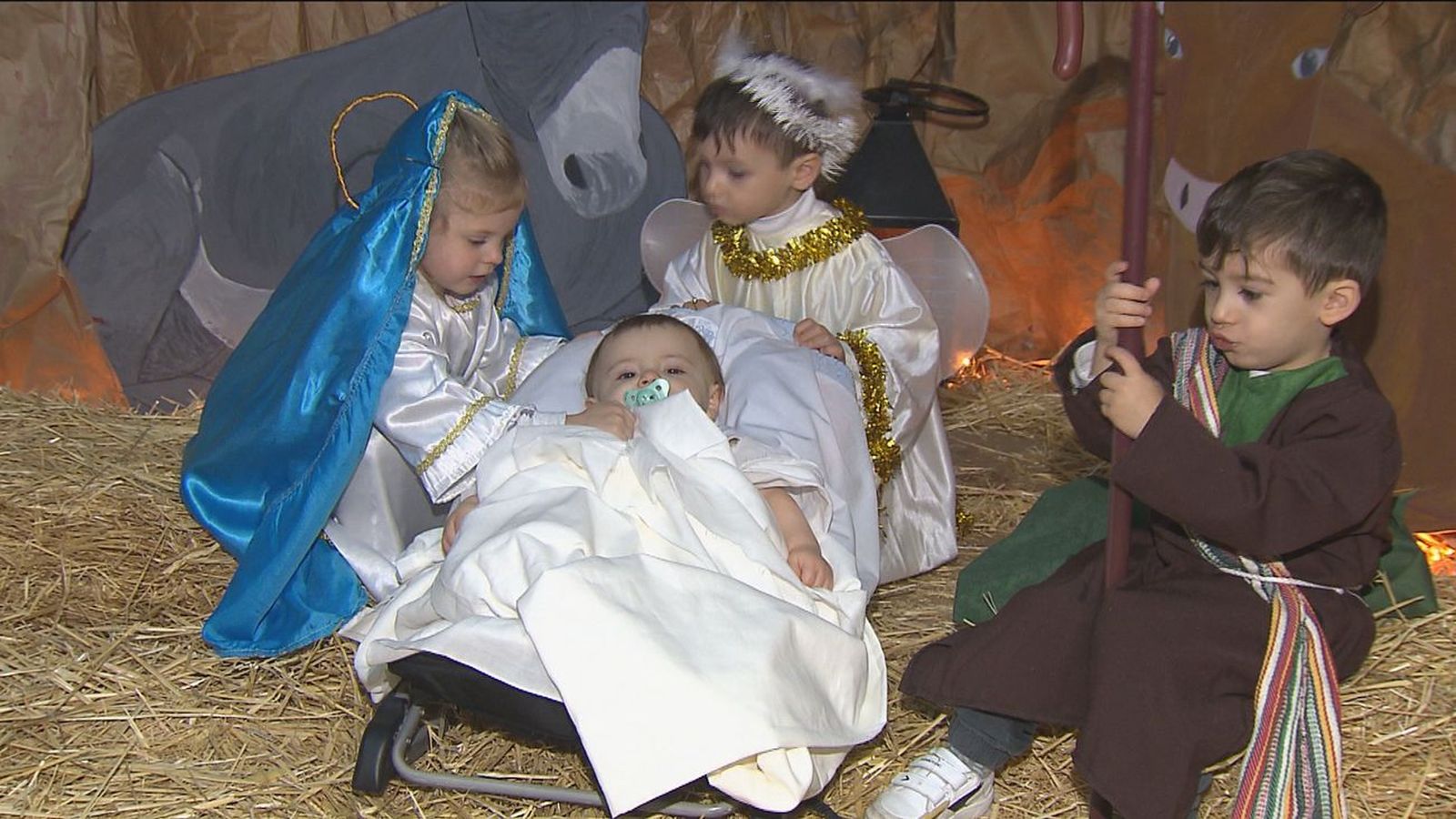 Un belén viviente en Móstoles de cero a tres años