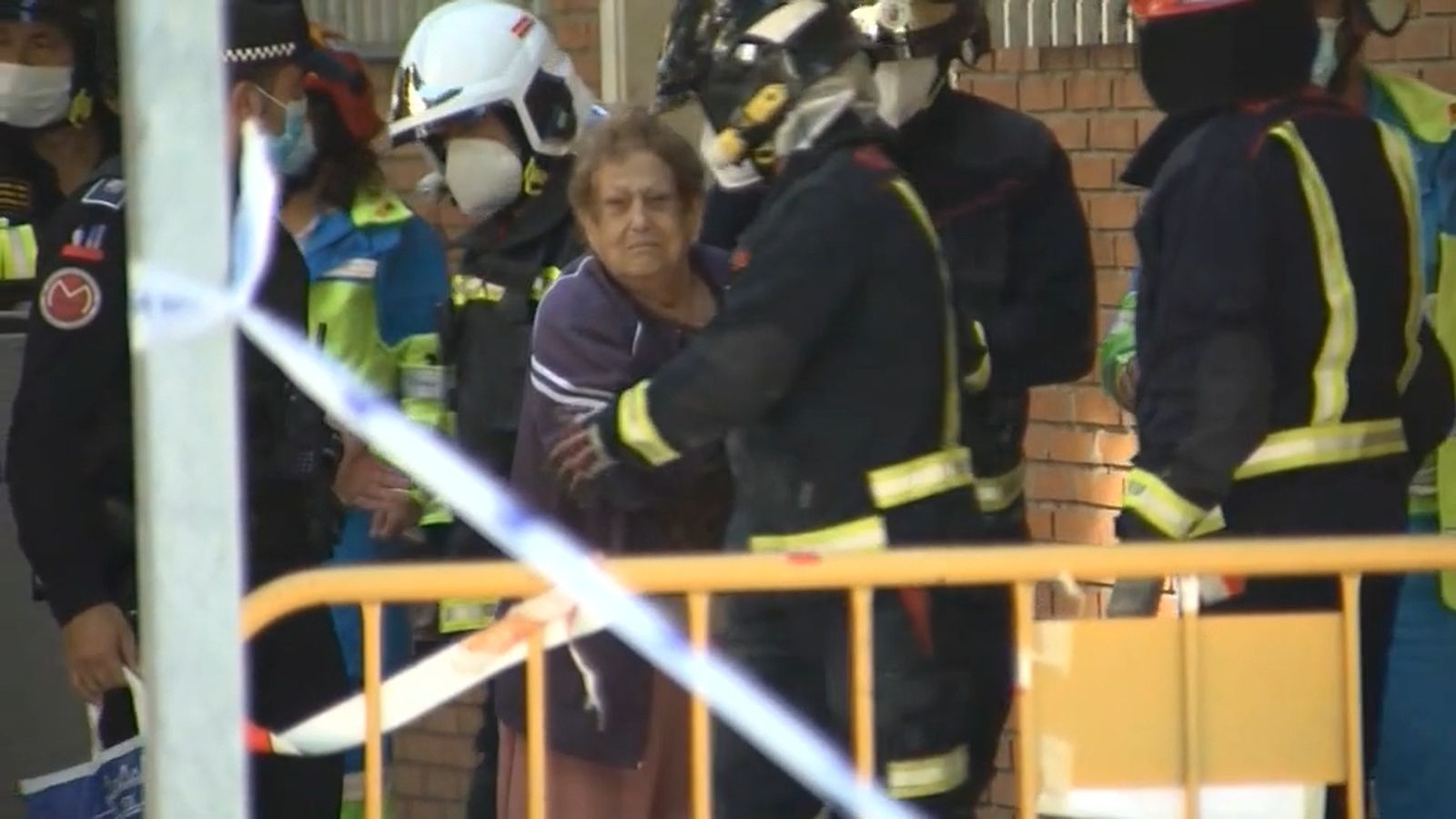Vecina afectada por el derrumbe de una escalera en Móstoles