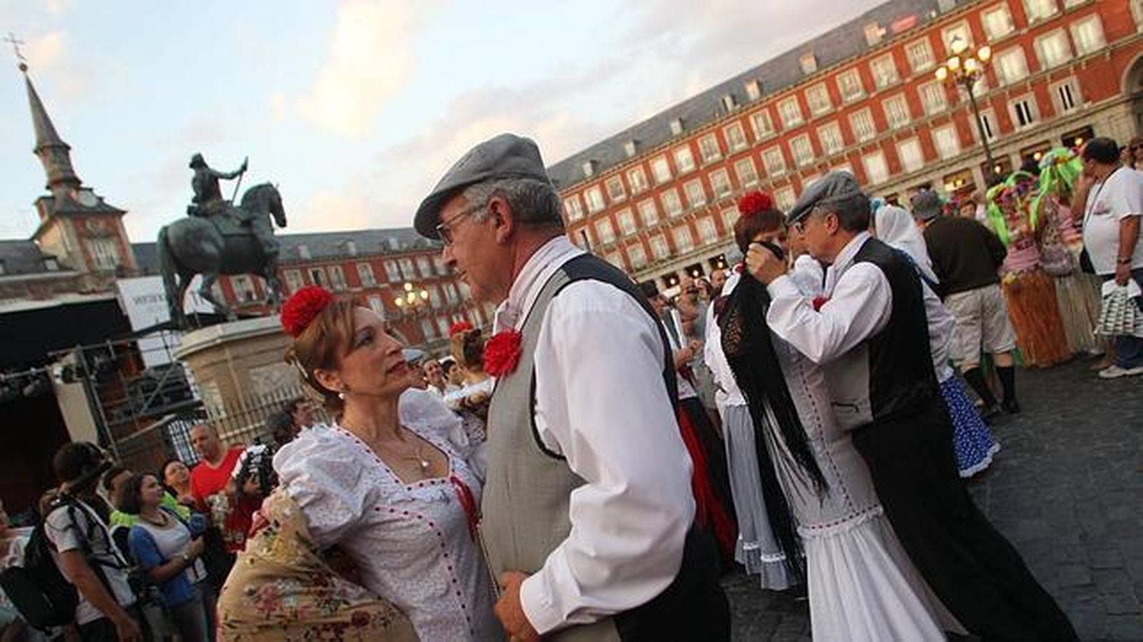 Disfruta como un madrileño "fetén" de las Fiestas de La Paloma