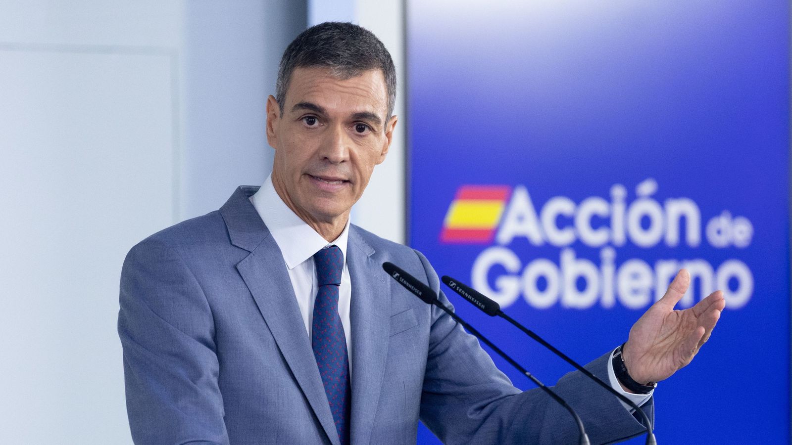 Vox tacha de "cacicada" los decretos de vivienda, Junts los rechaza aunque los ve legales y el PP habla de "propaganda electoral"
