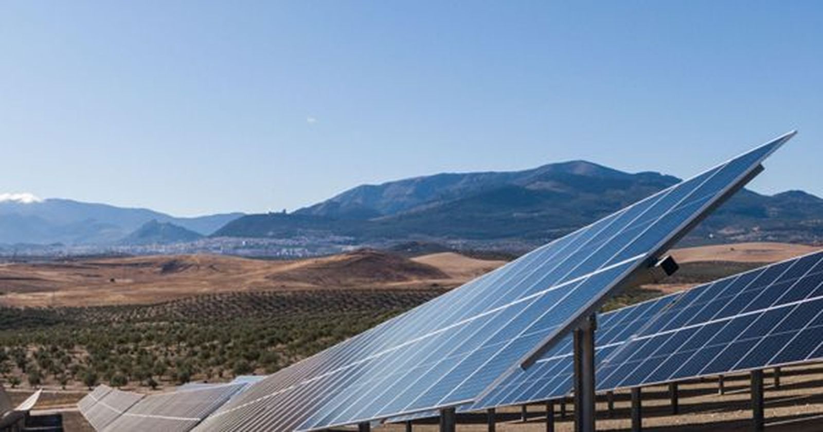La transición energética en España requerirá miles de profesionales con formación aún insuficiente