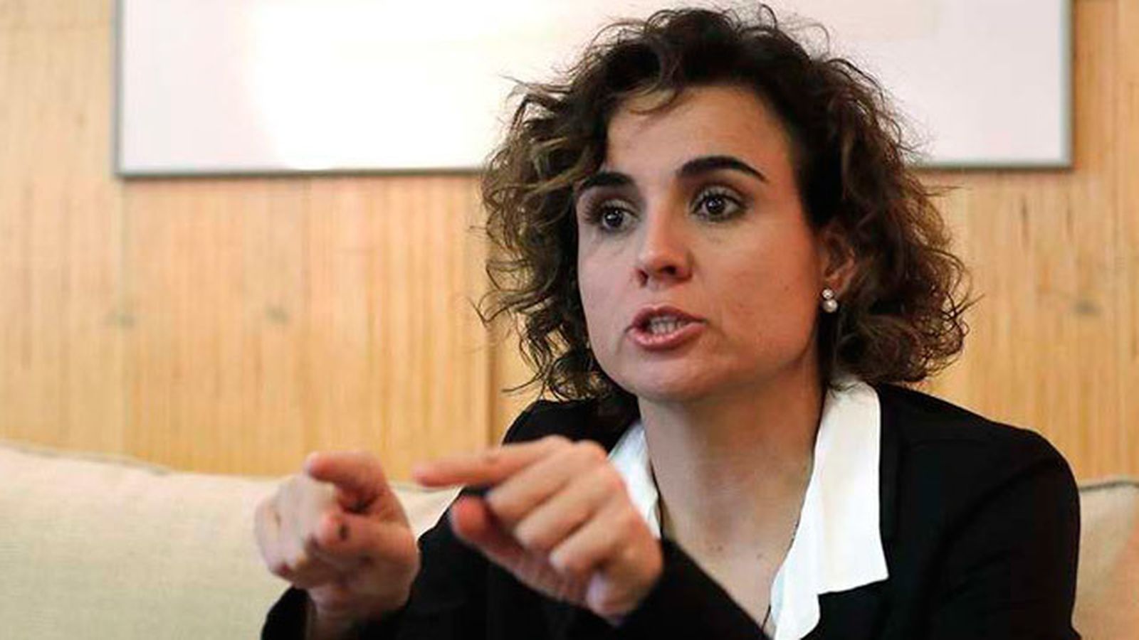 La ministra de Sanidad, Servicios e Igualdad, Dolors Montserrat