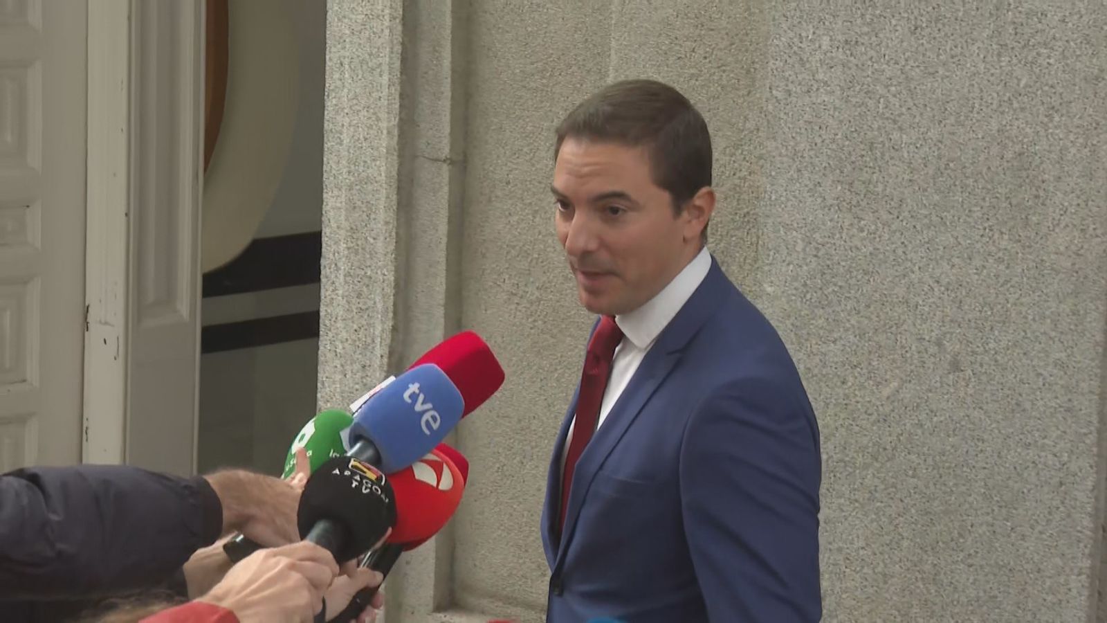 El exsecretario general del PSOE de Madrid, Juan Lobato a su llegada al Tribunal Supremo