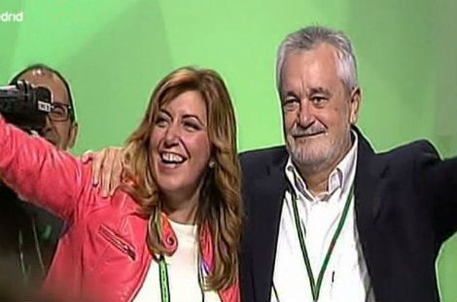 Susana Díaz se hace grande en el PSOE